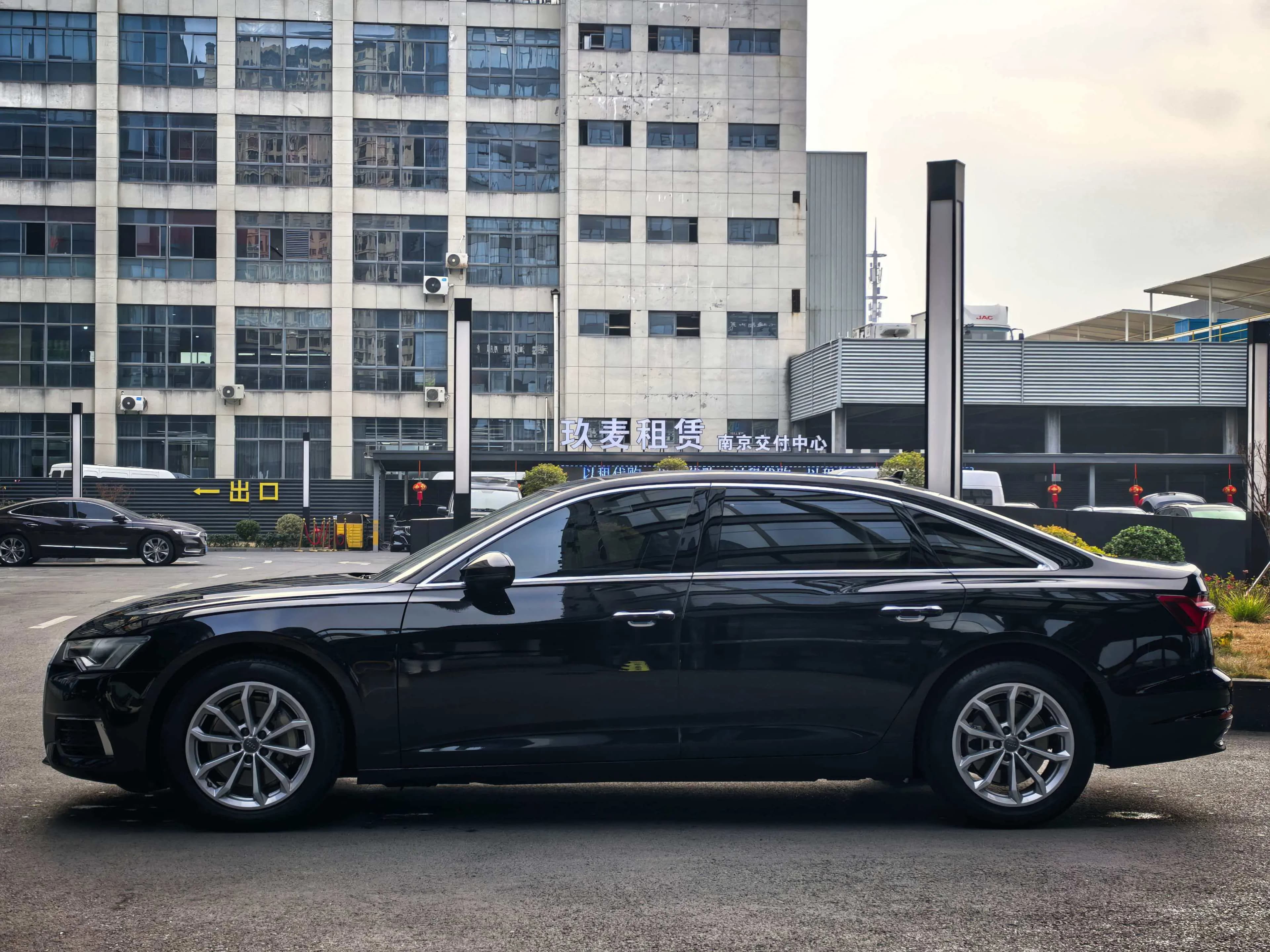 Audi A6L 2021 г. 90081 км. — фото 3