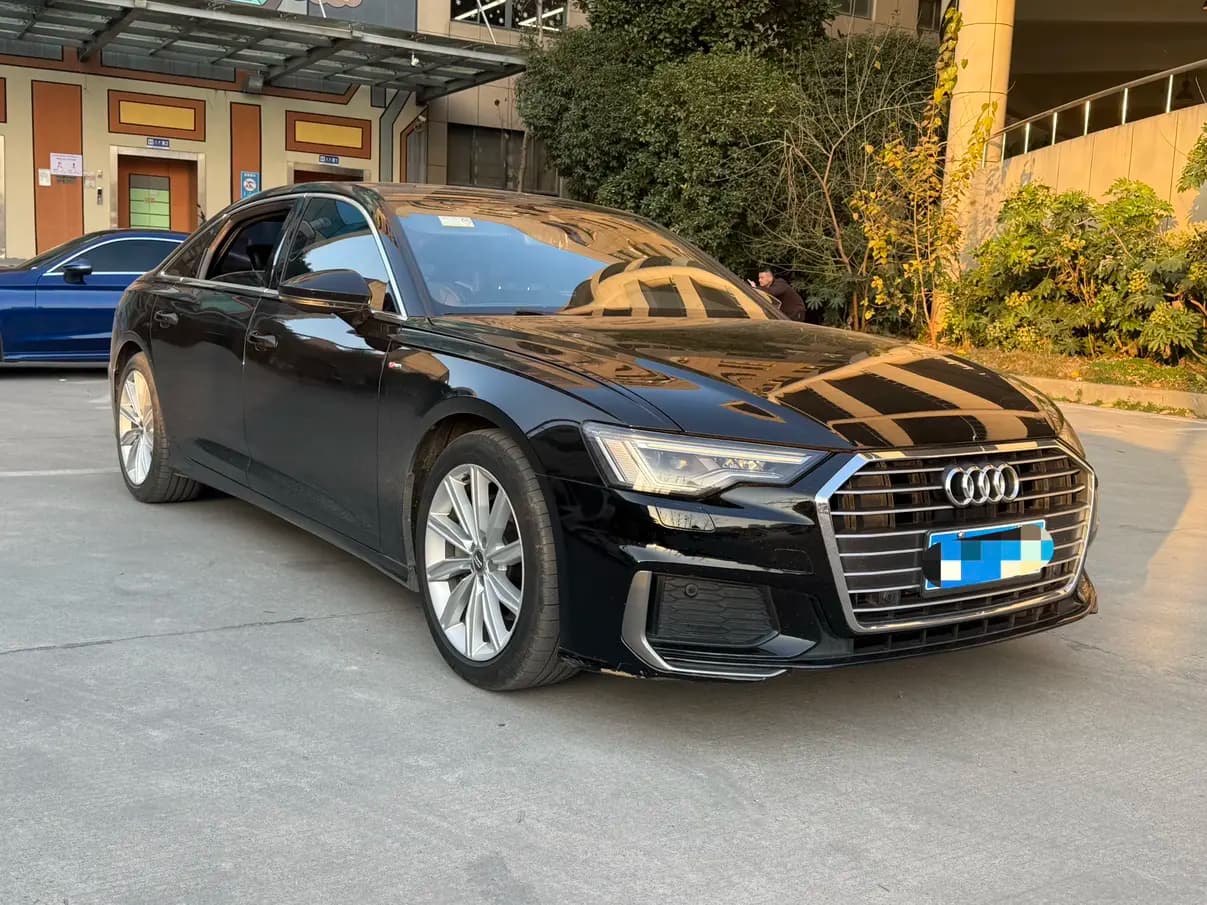 Audi A6L 2021 г. 85080 км. — фото 3