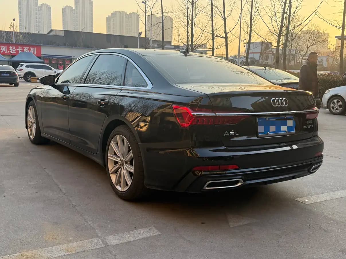 Audi A6L 2021 г. 85080 км. — фото 4