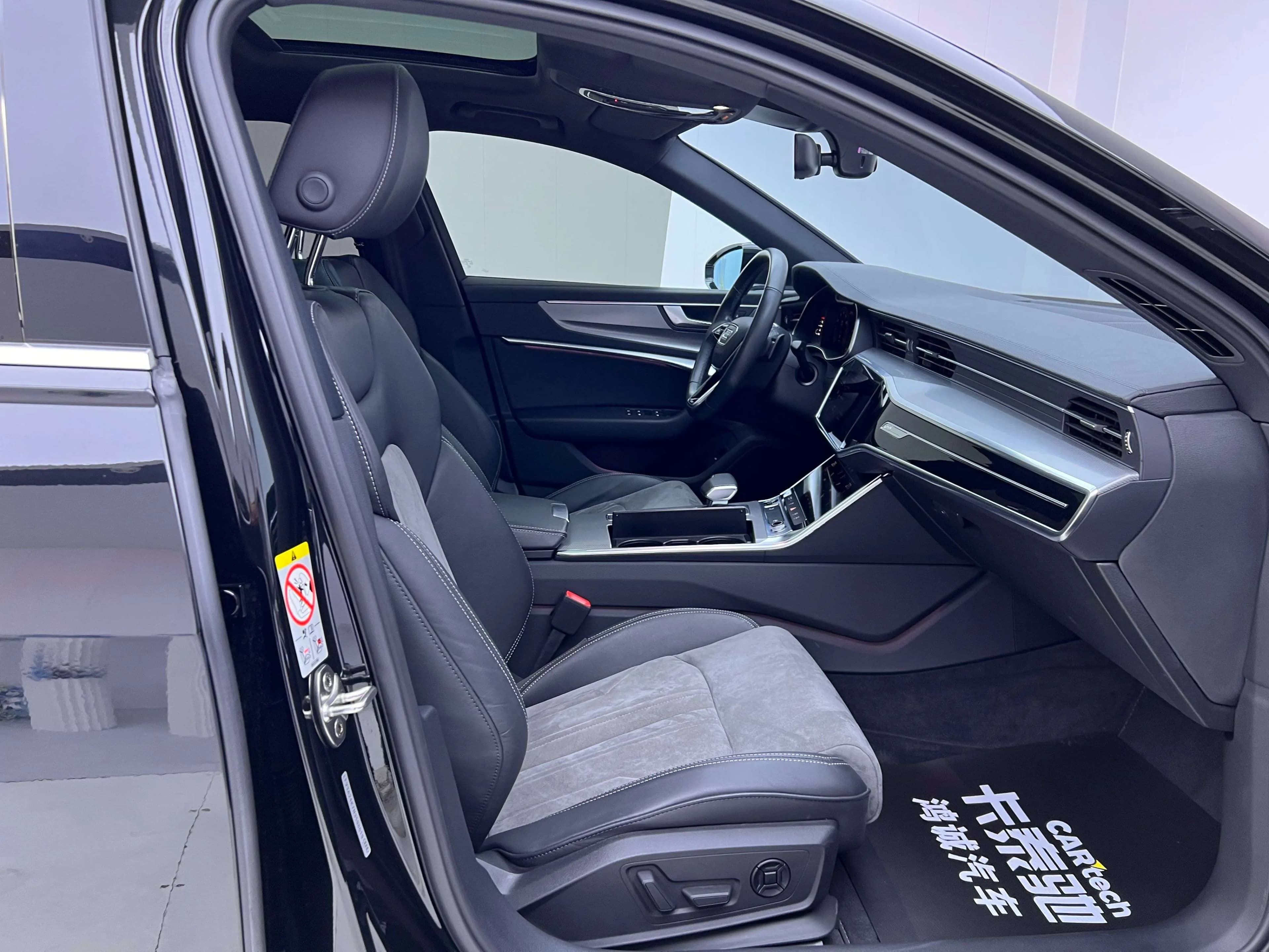 Audi A6L 2022 г. 40000 км. — фото 23