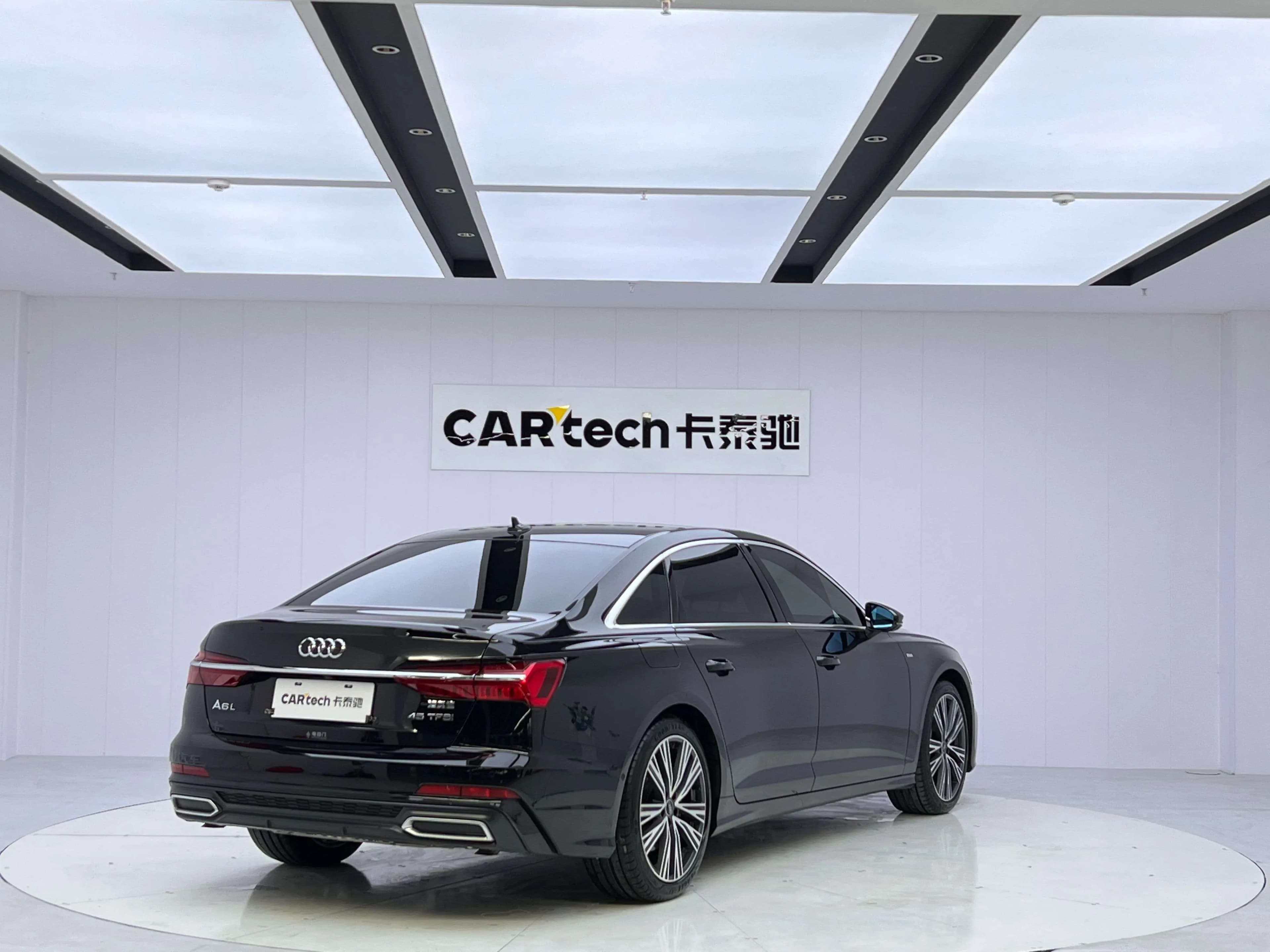 Audi A6L 2022 г. 40000 км. — фото 4