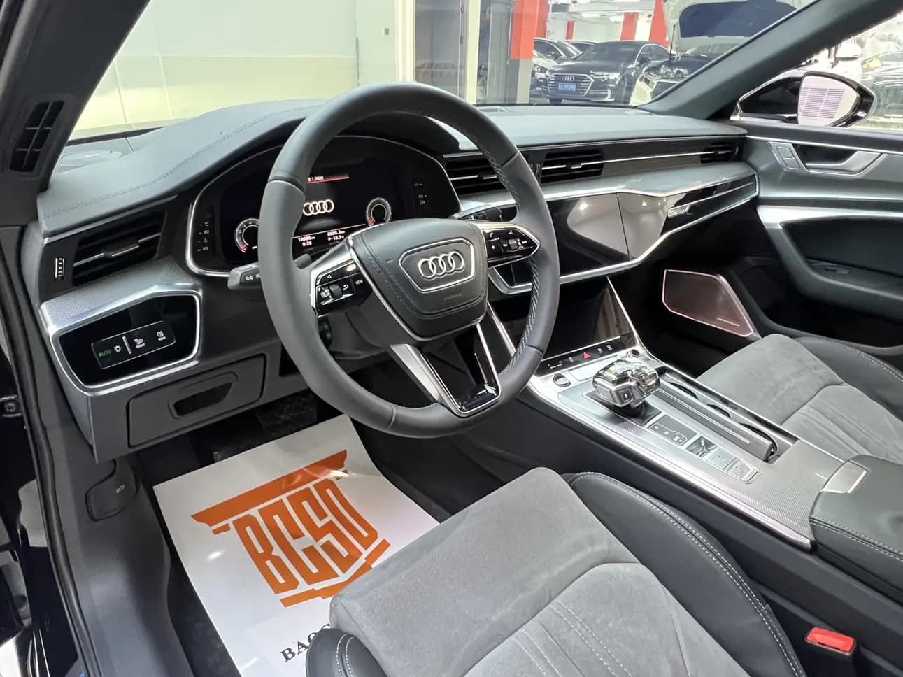 Audi A6L 2023 г. 18000 км. — фото 4