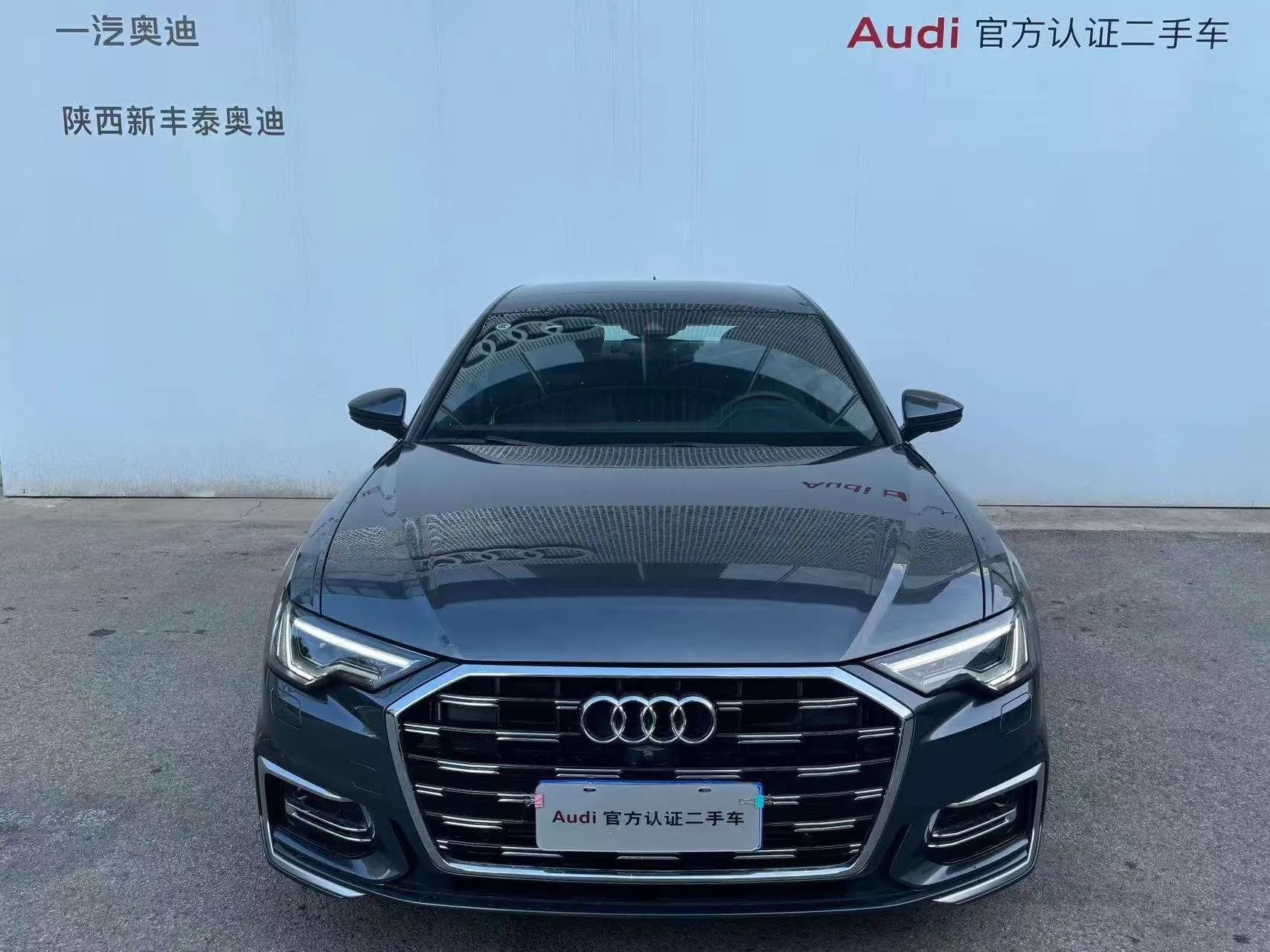 Audi A6L 2025 г. 10000 км. — фото 2