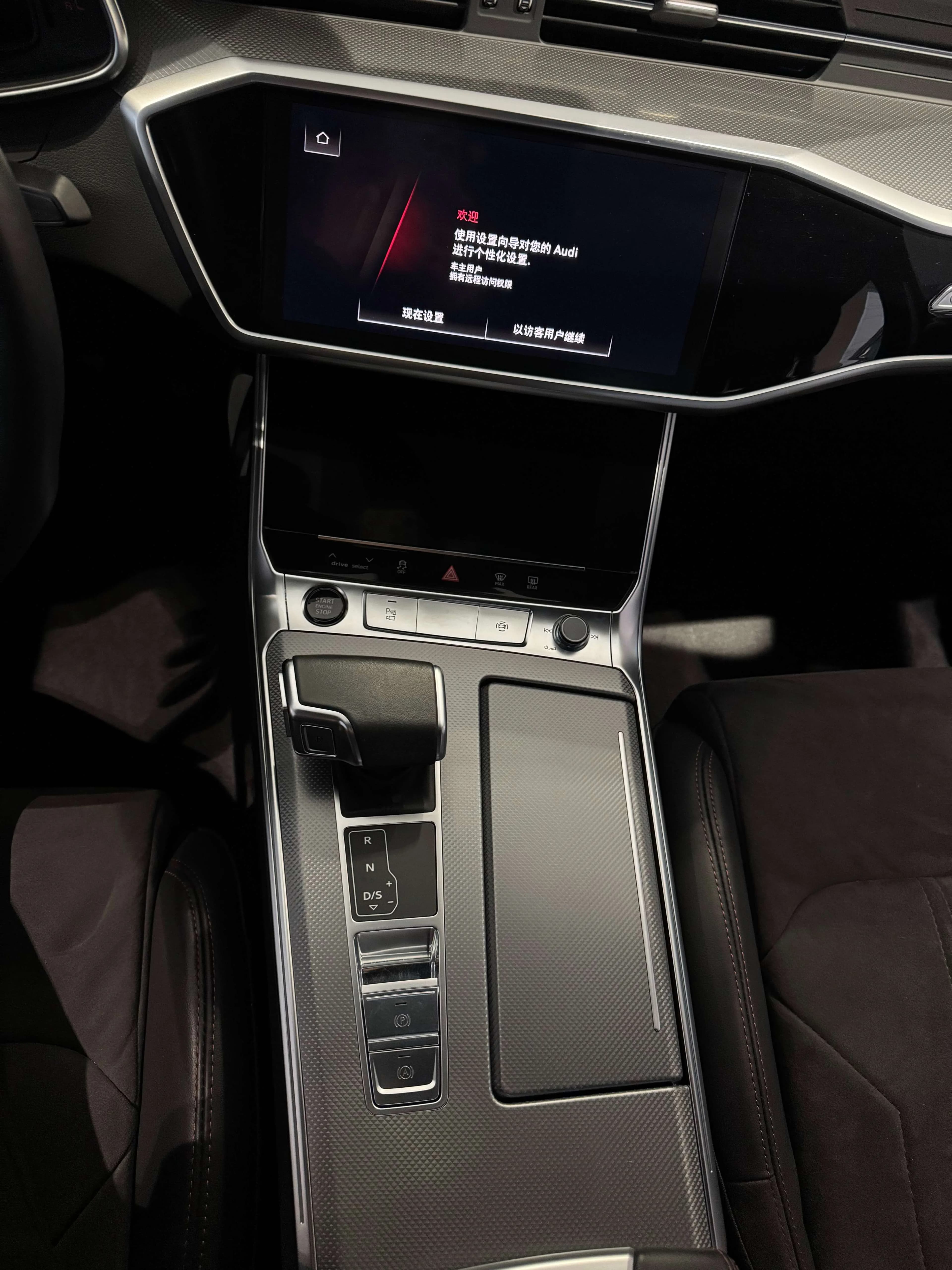 Audi A6L 2025 г. 10000 км. — фото 6