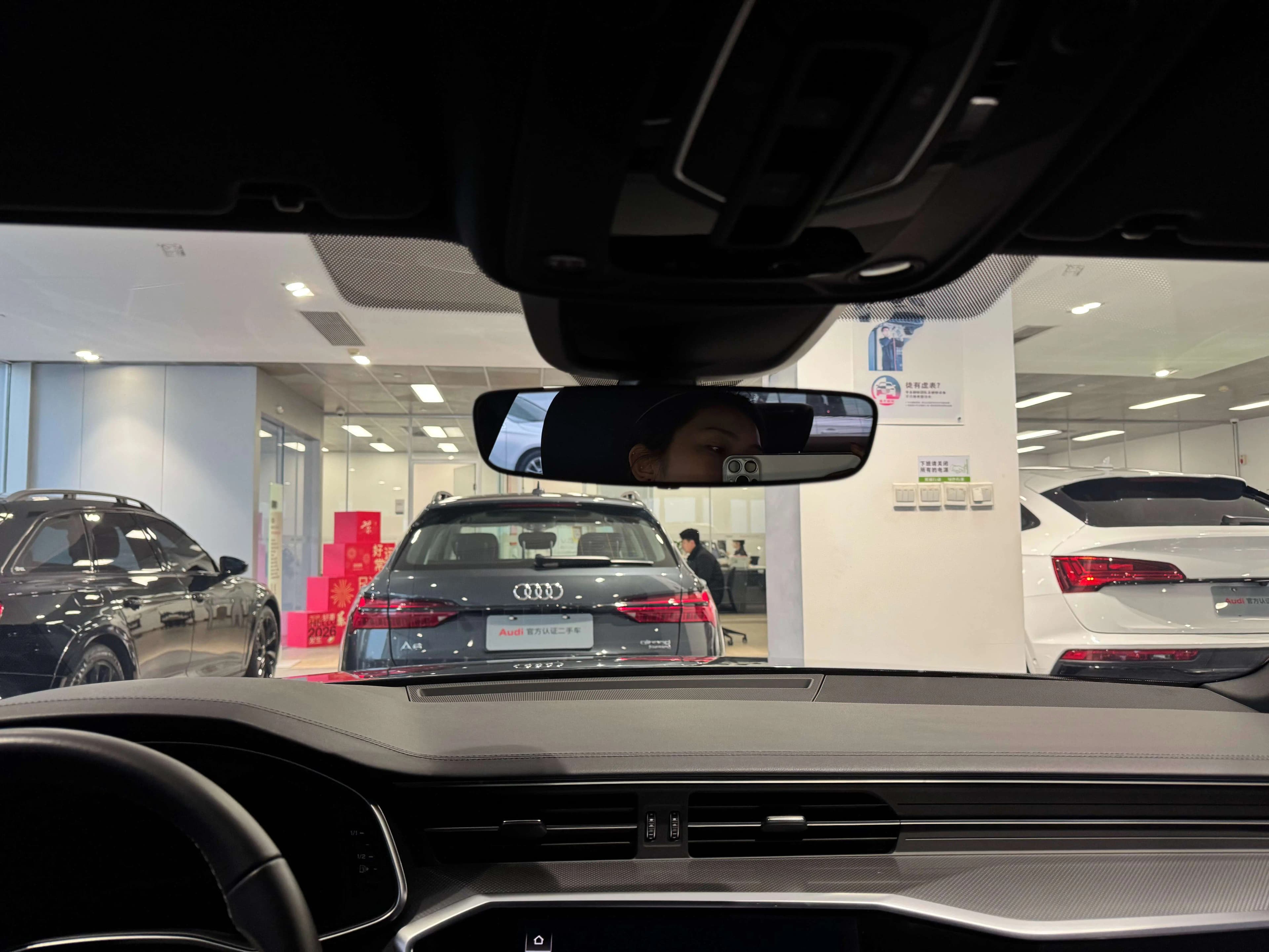 Audi A6L 2025 г. 10000 км. — фото 8