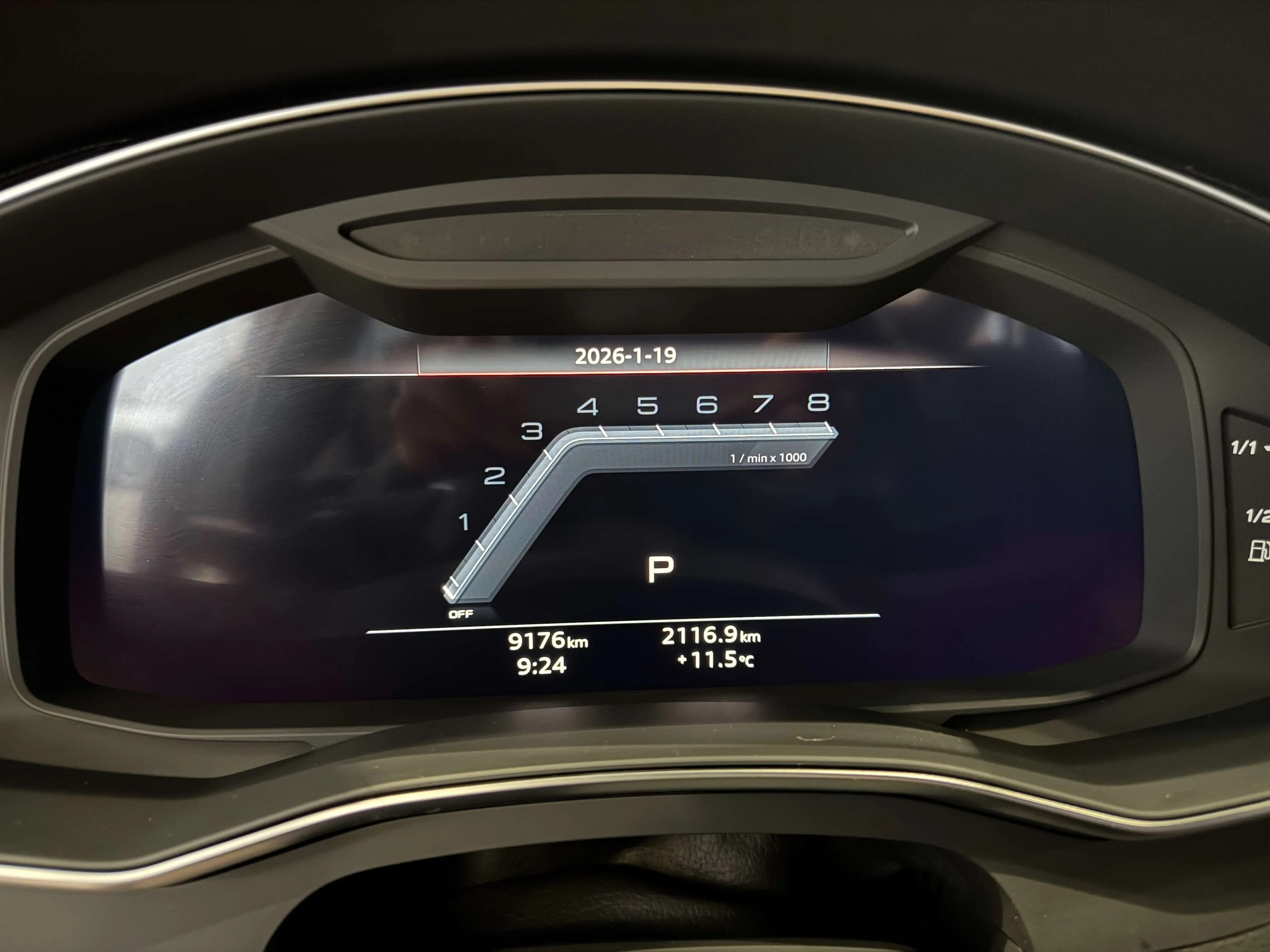 Audi A6L 2025 г. 10000 км. — фото 9