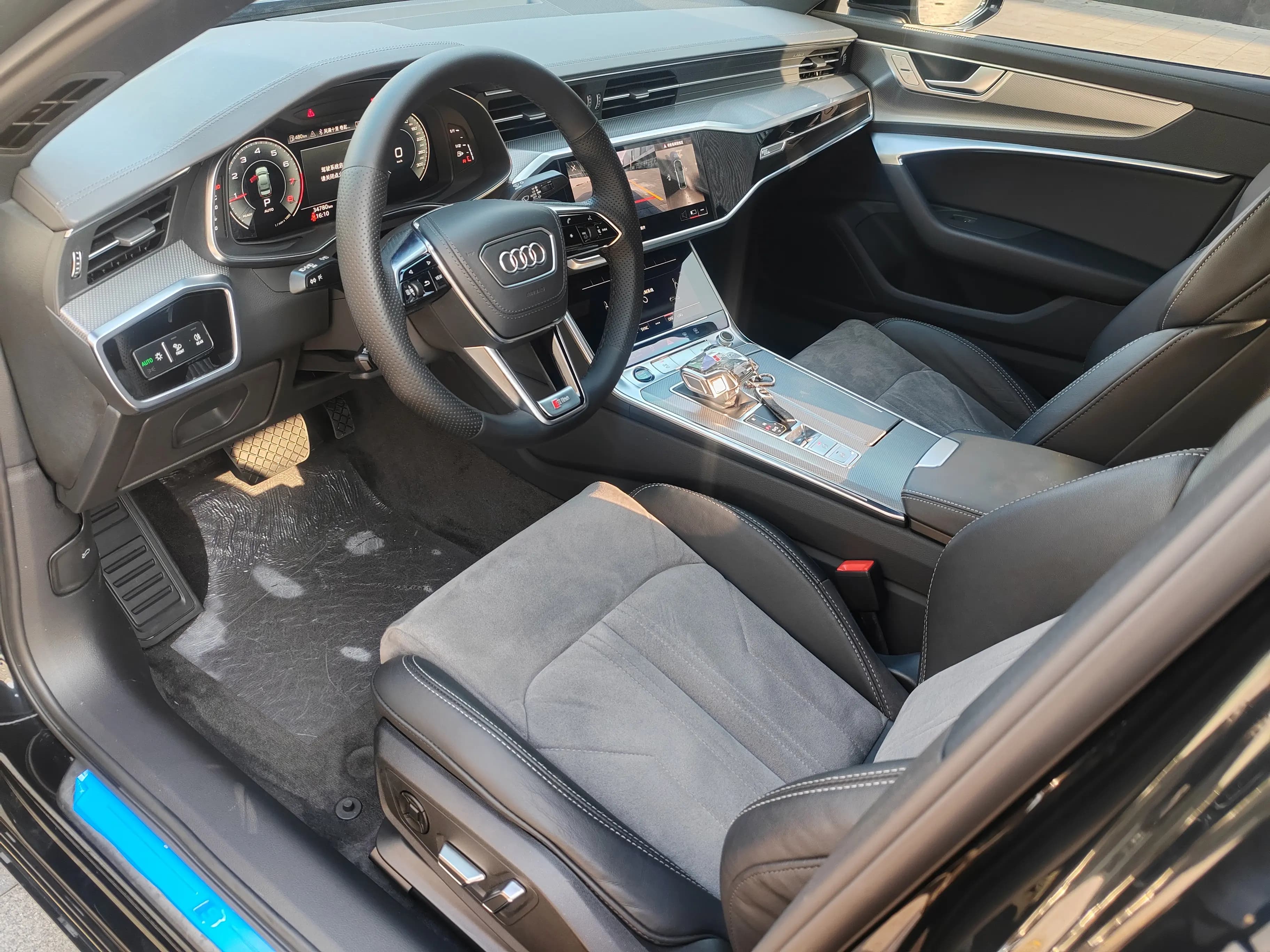 Audi A6L 2023 г. 34000 км. — фото 12