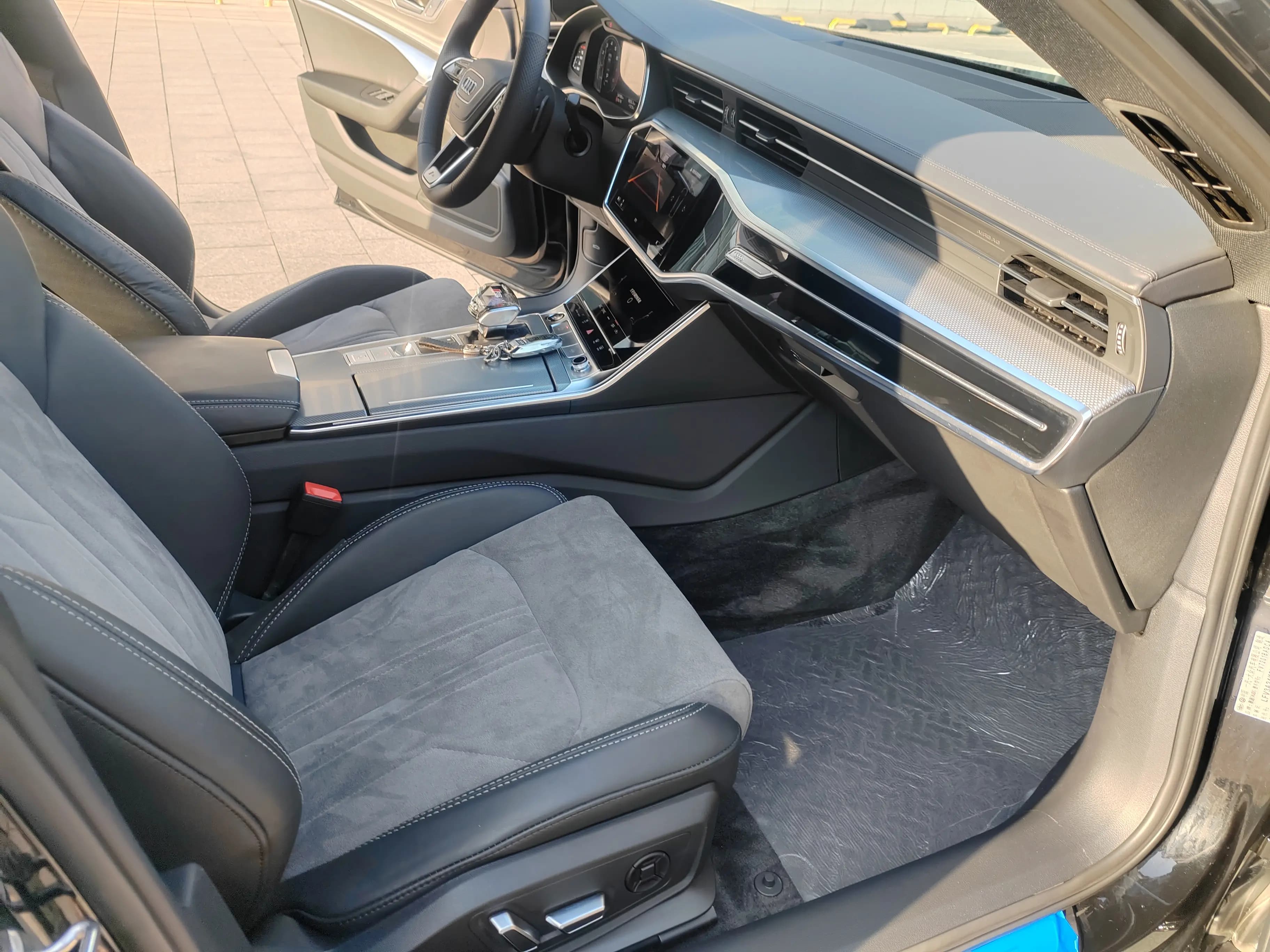 Audi A6L 2023 г. 34000 км. — фото 7