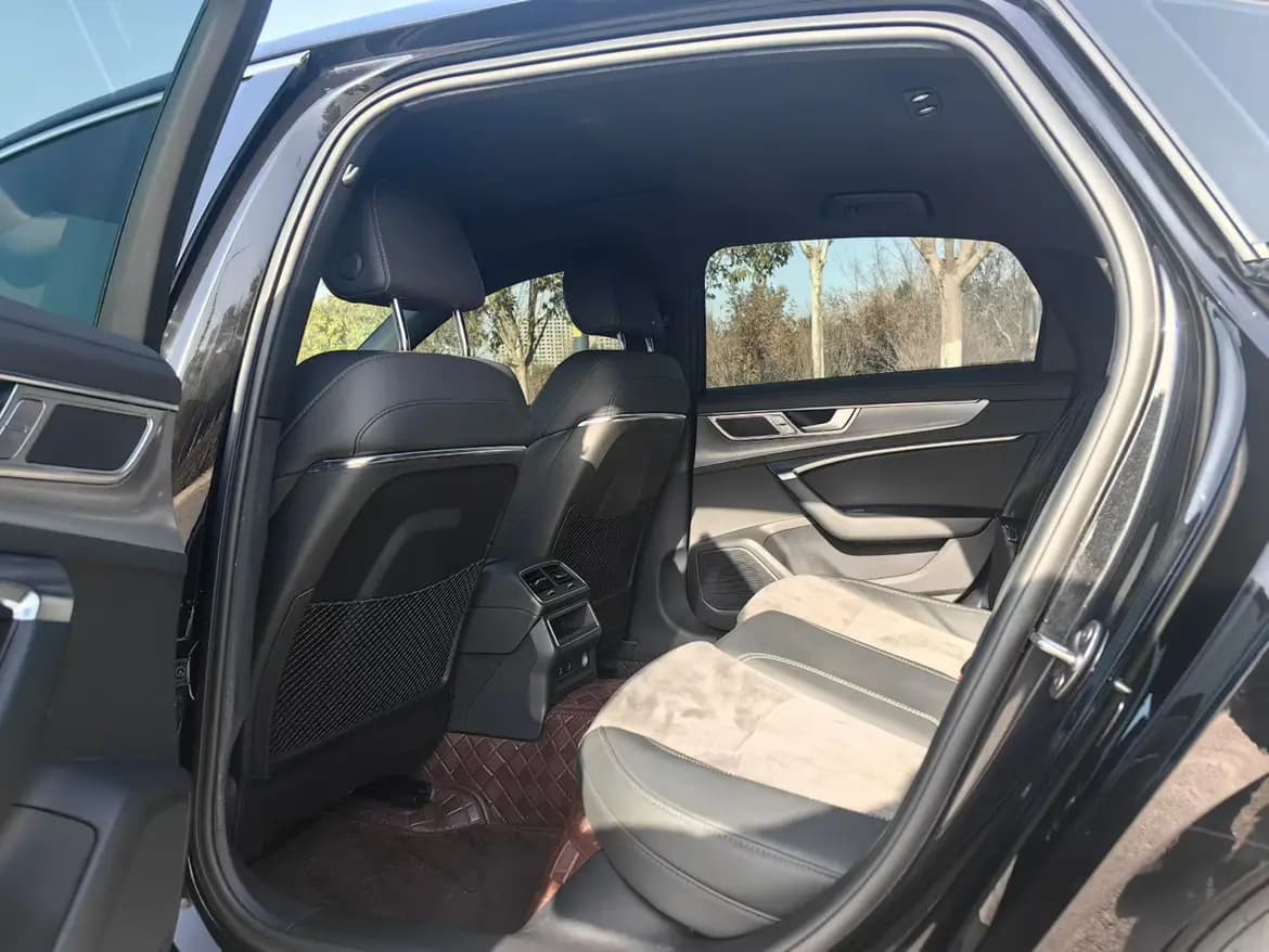 Audi A6L 2023 г. 83000 км. — фото 7