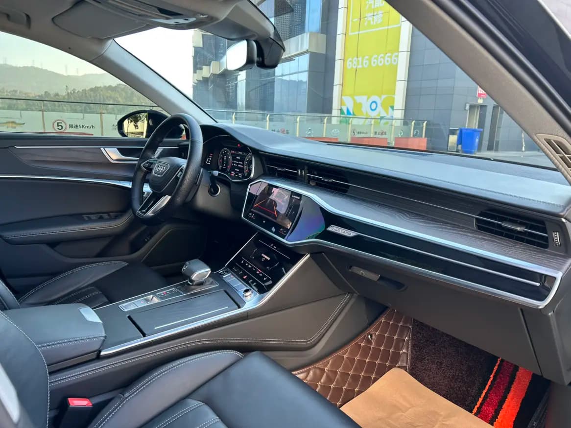 Audi A6L 2023 г. 73000 км. — фото 11
