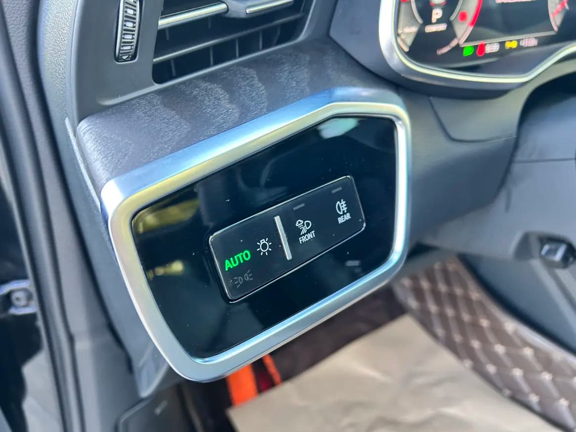 Audi A6L 2023 г. 73000 км. — фото 15