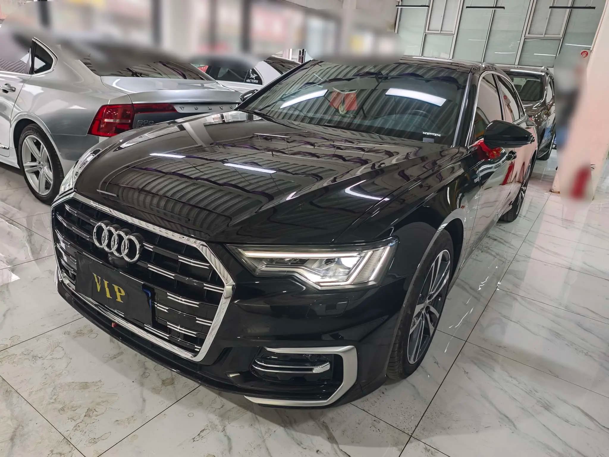 Audi A6L 2025 г. 27000 км.