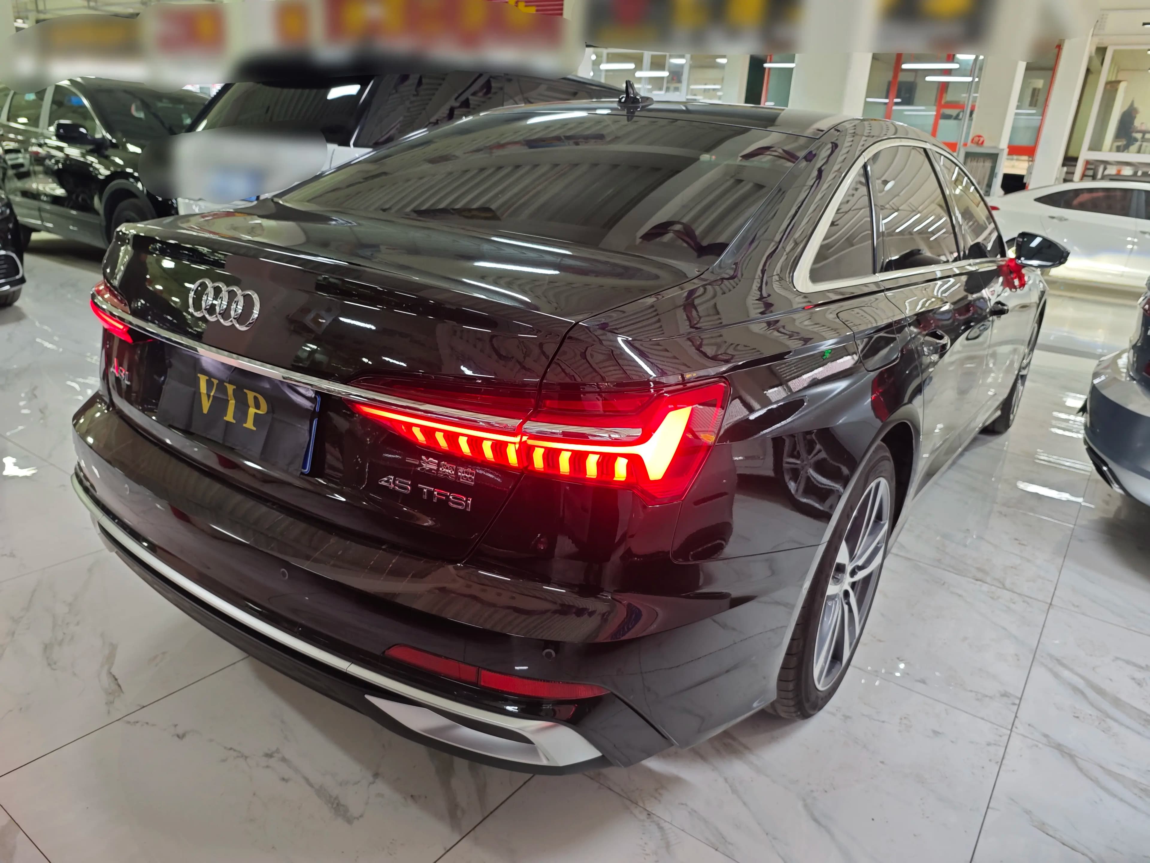 Audi A6L 2025 г. 27000 км. — фото 4