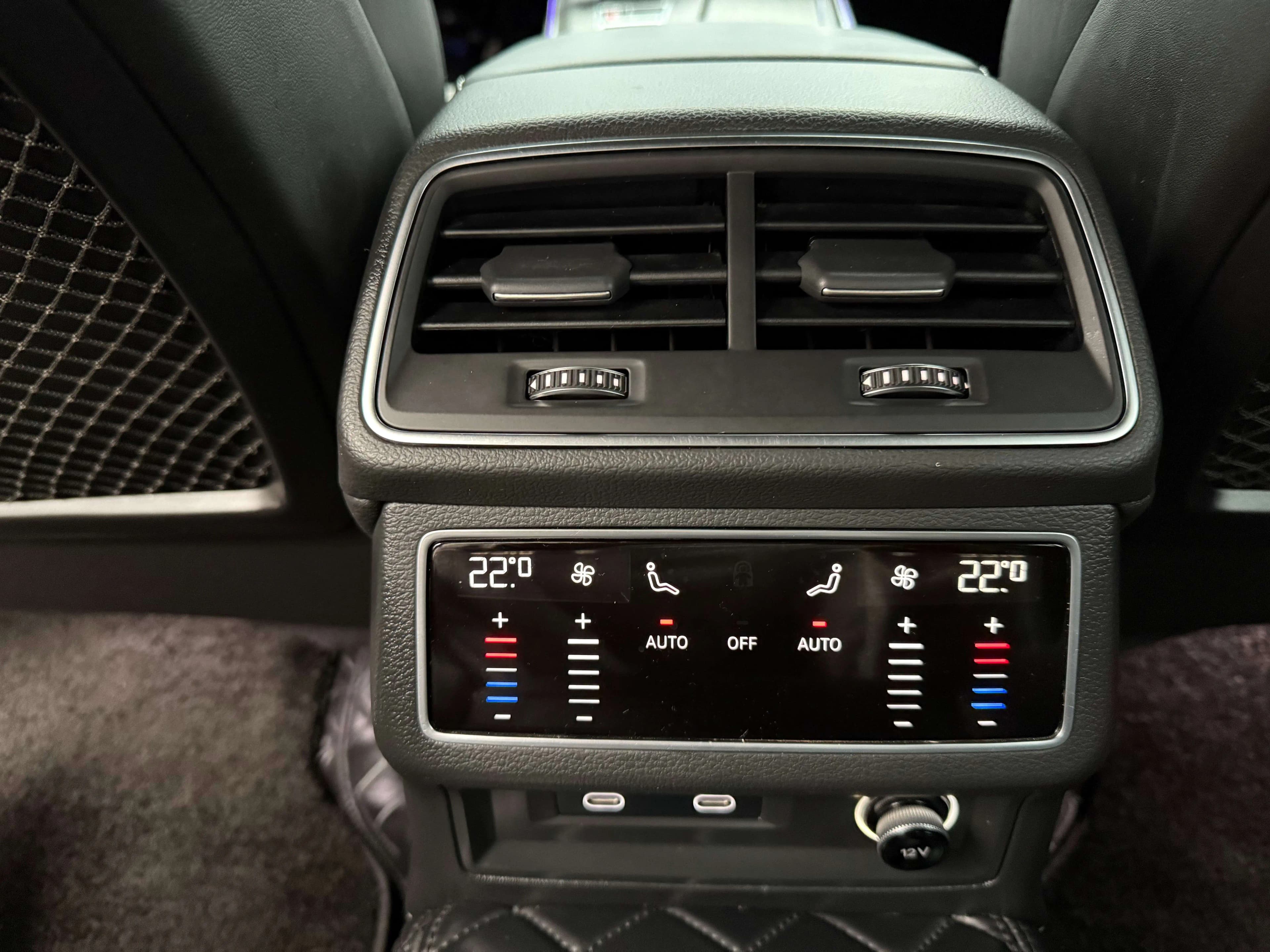 Audi A6L 2024 г. 59400 км. — фото 12