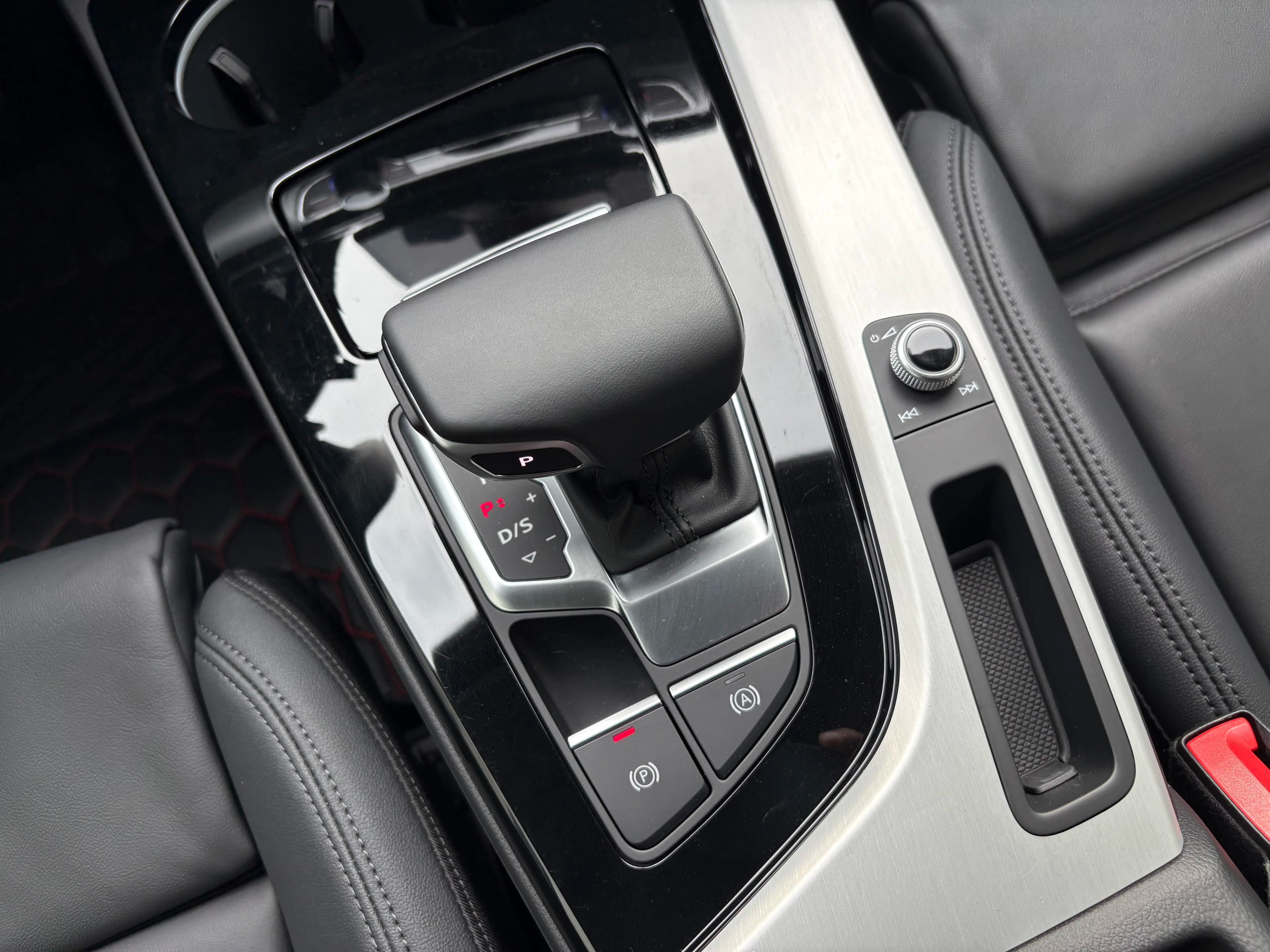 Audi A5 2024 г. 29113 км. — фото 11