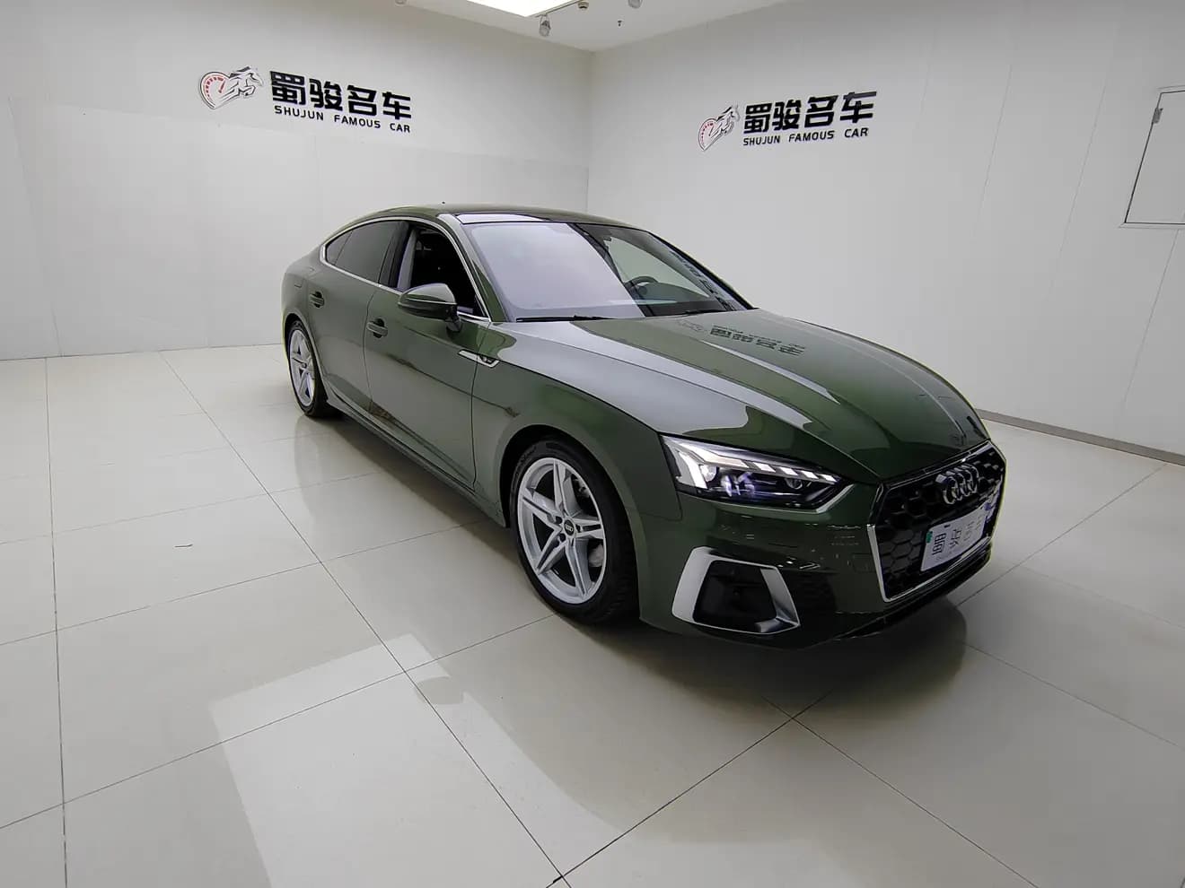 Audi A5 2023 г. 32118 км. — фото 3