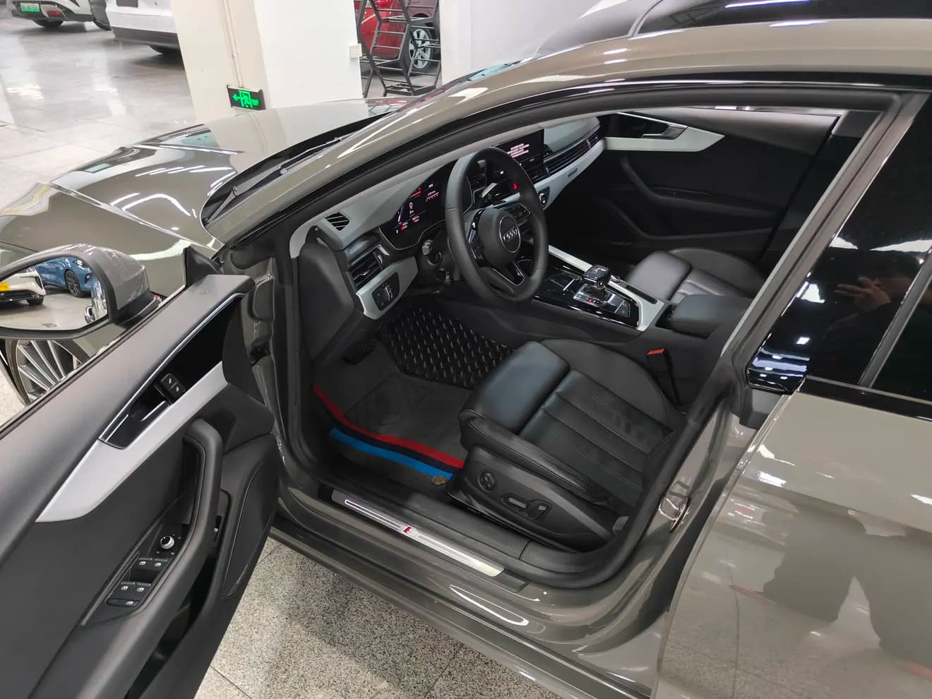 Audi A5 2023 г. 9104 км. — фото 9