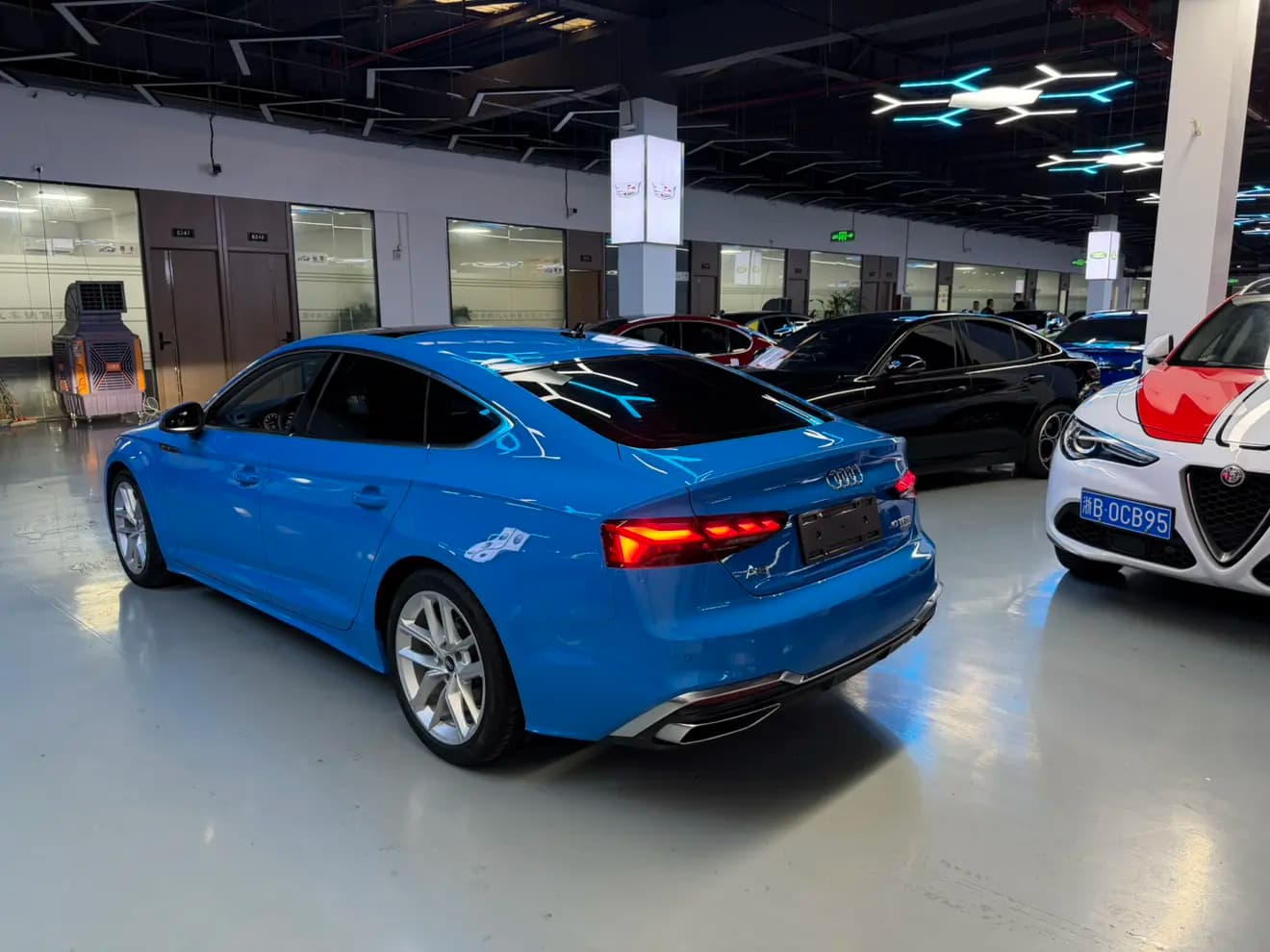 Audi A5 2022 г. 51110 км. — фото 3