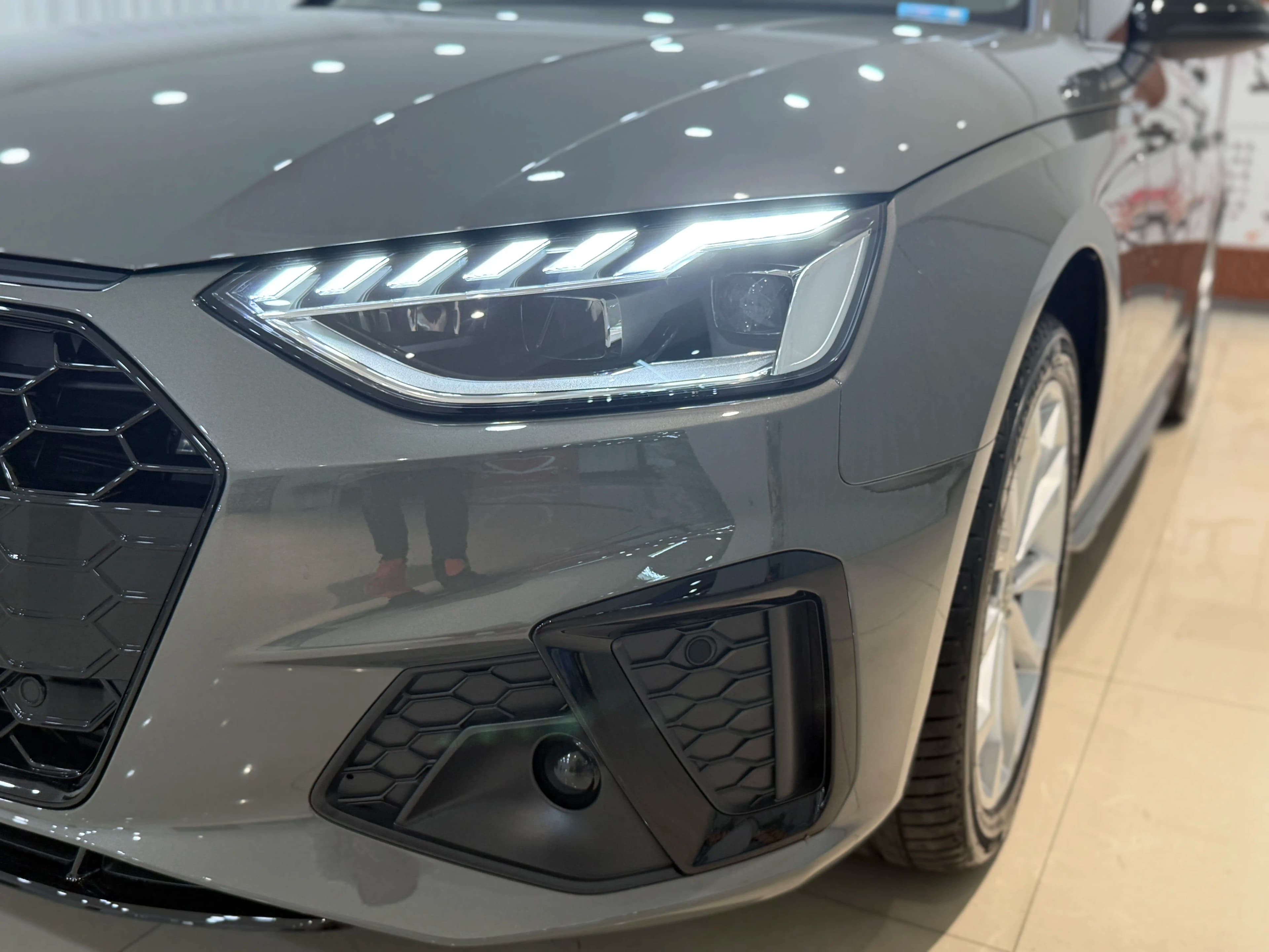 Audi A4 2024 г. 2144 км. — фото 6