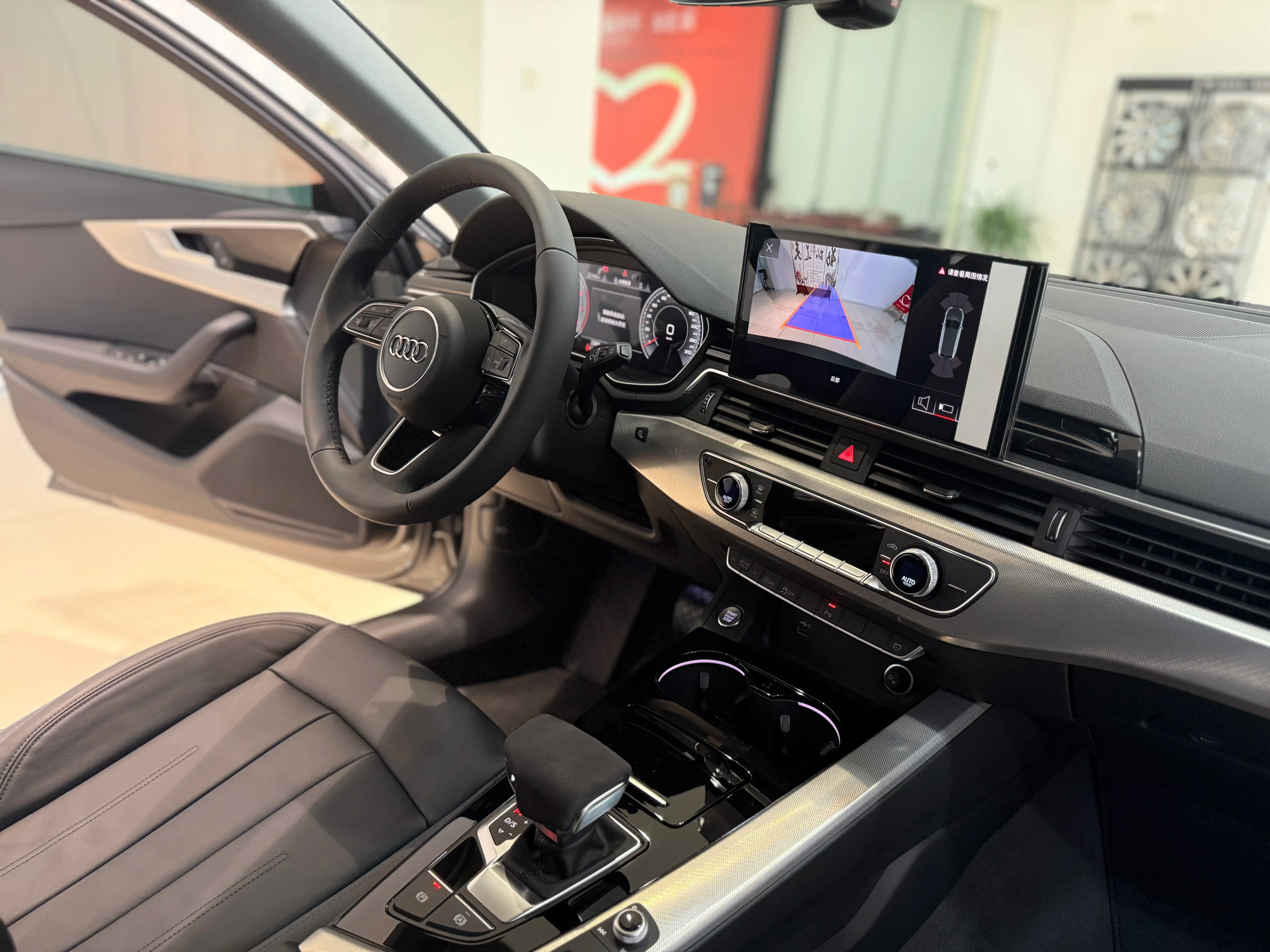Audi A4 2024 г. 2144 км. — фото 10