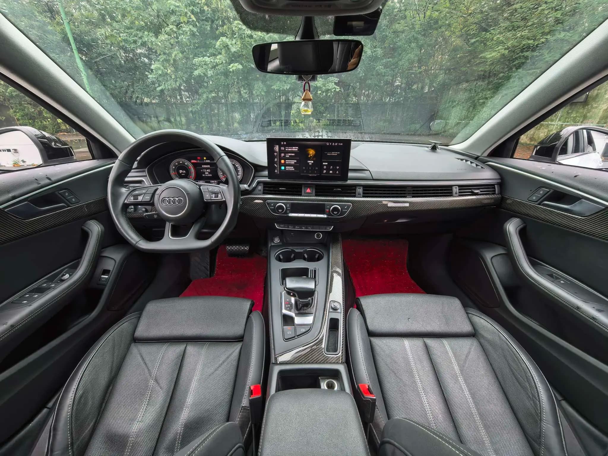 Audi A4L 2022 г. 51936 км. — фото 12