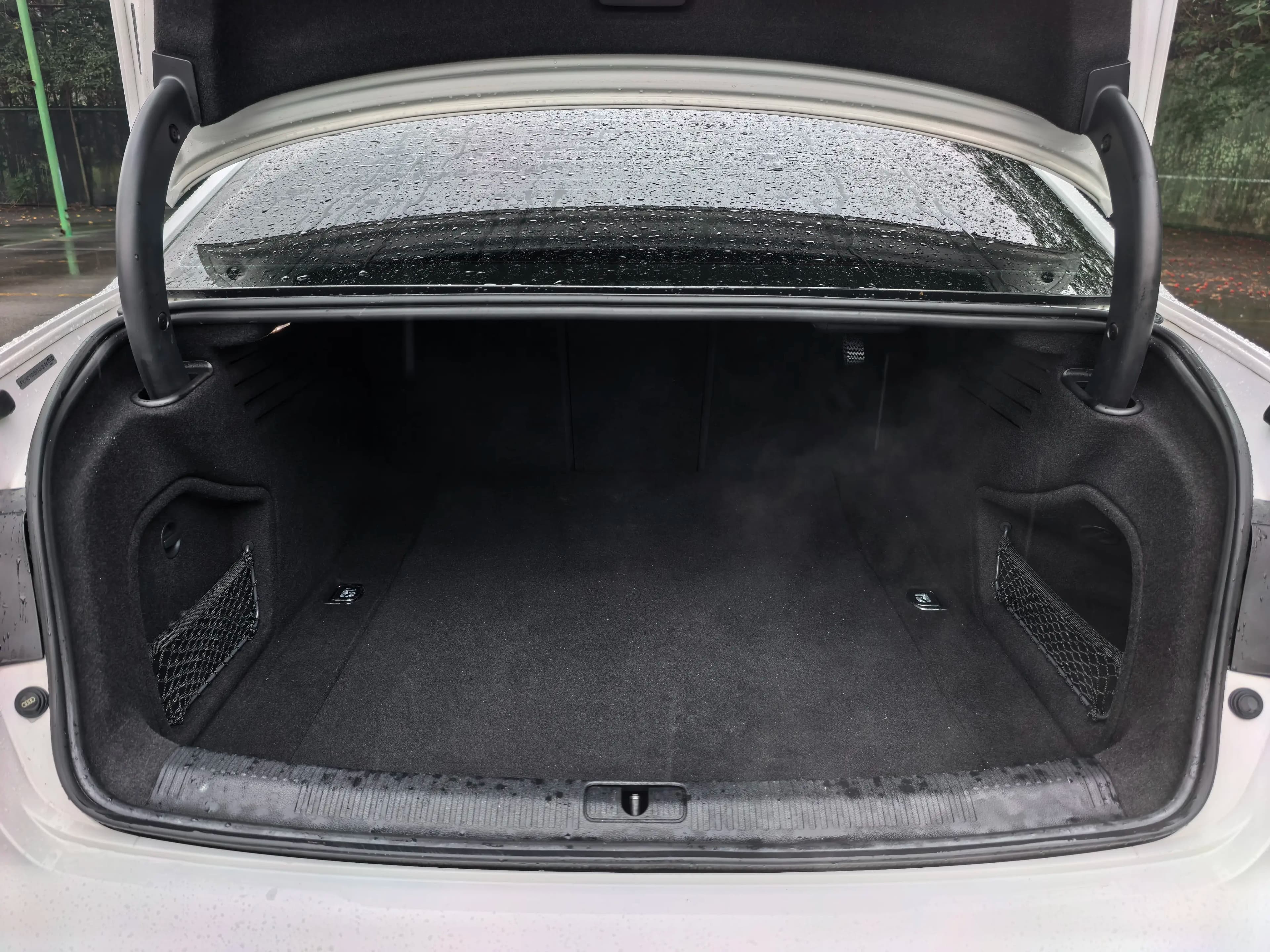 Audi A4L 2022 г. 51936 км. — фото 18