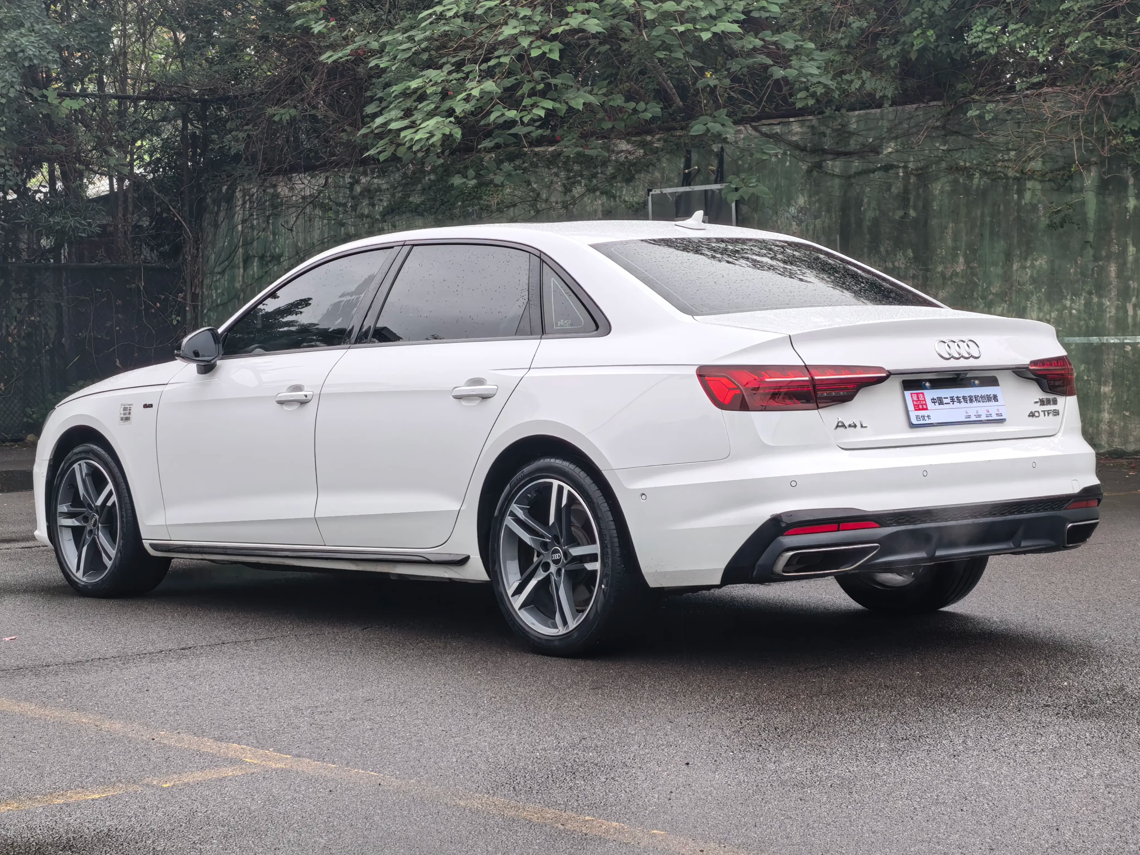 Audi A4L 2022 г. 51936 км. — фото 4