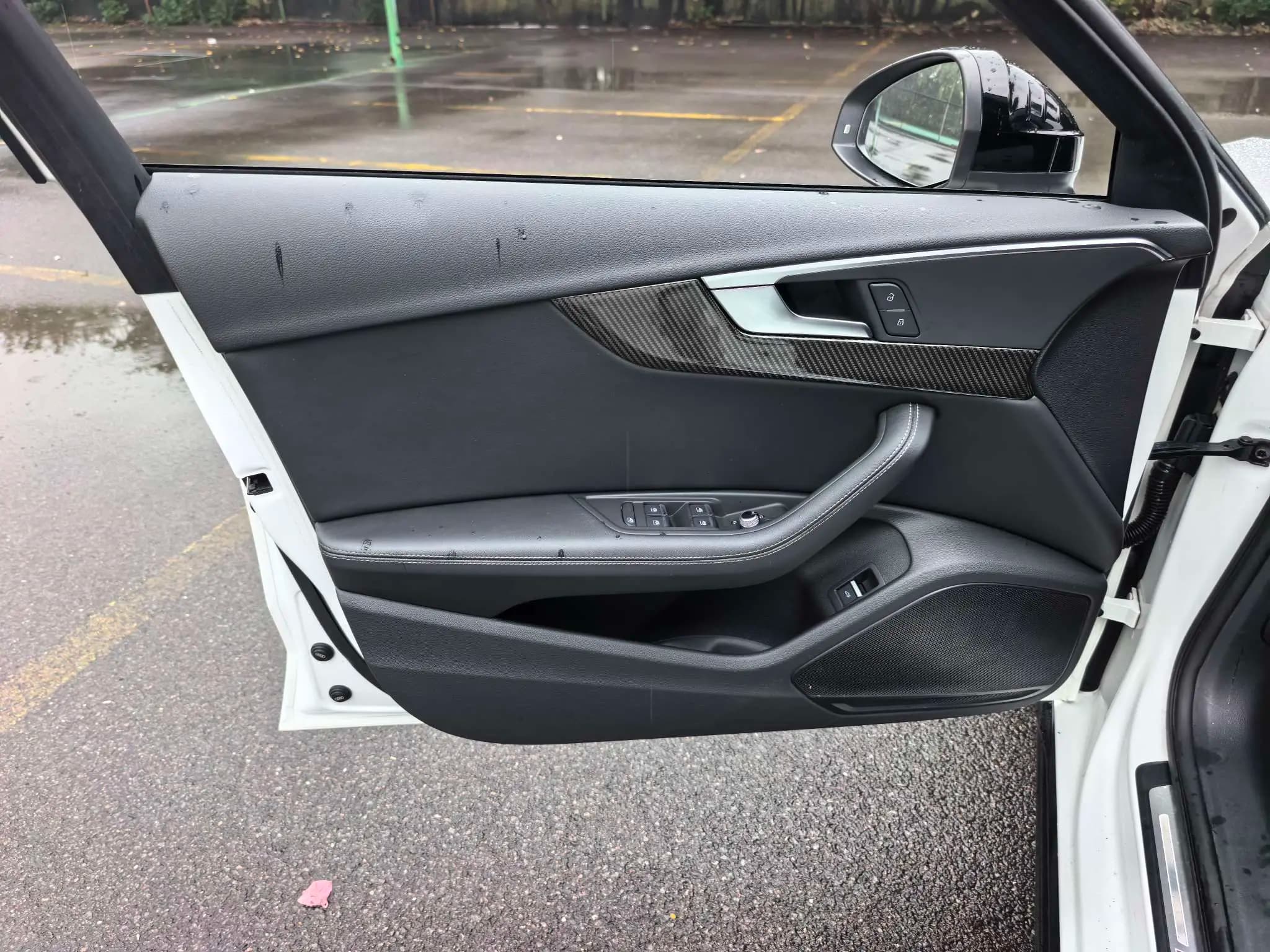 Audi A4L 2022 г. 51936 км. — фото 8