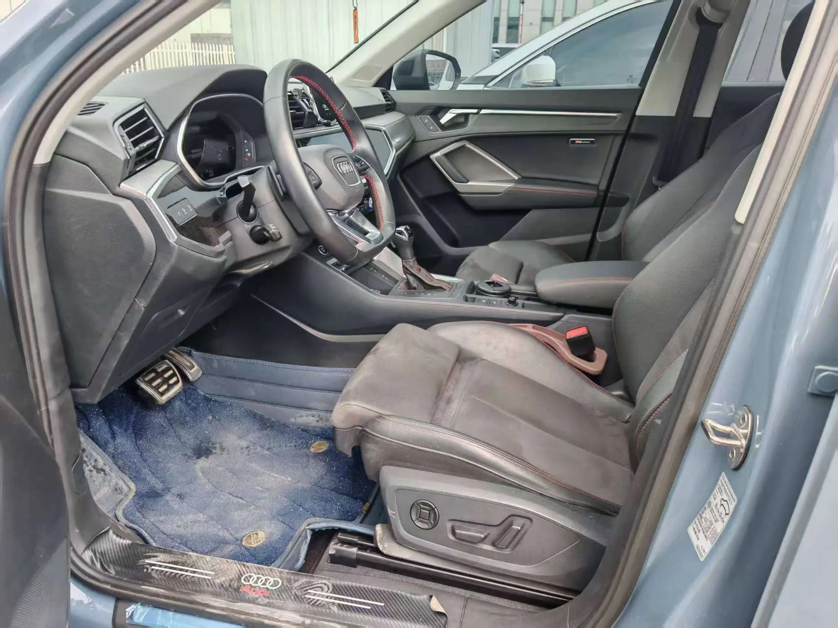 Audi Q3 2022 г. 32591 км. — фото 9