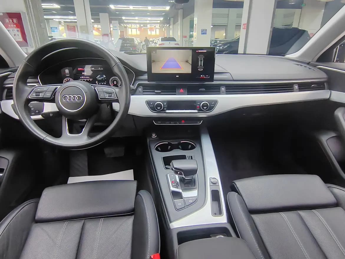 Audi A4L 2021 г. 45709 км. — фото 7