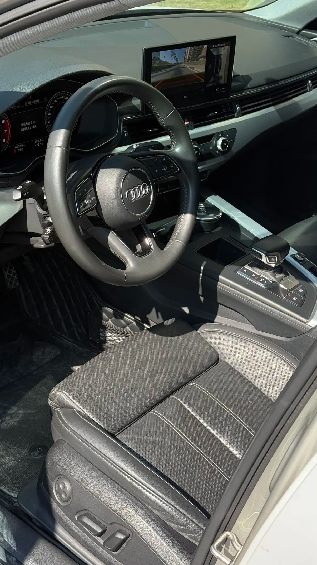 Audi A4L 2021 г. 41031 км. — фото 5
