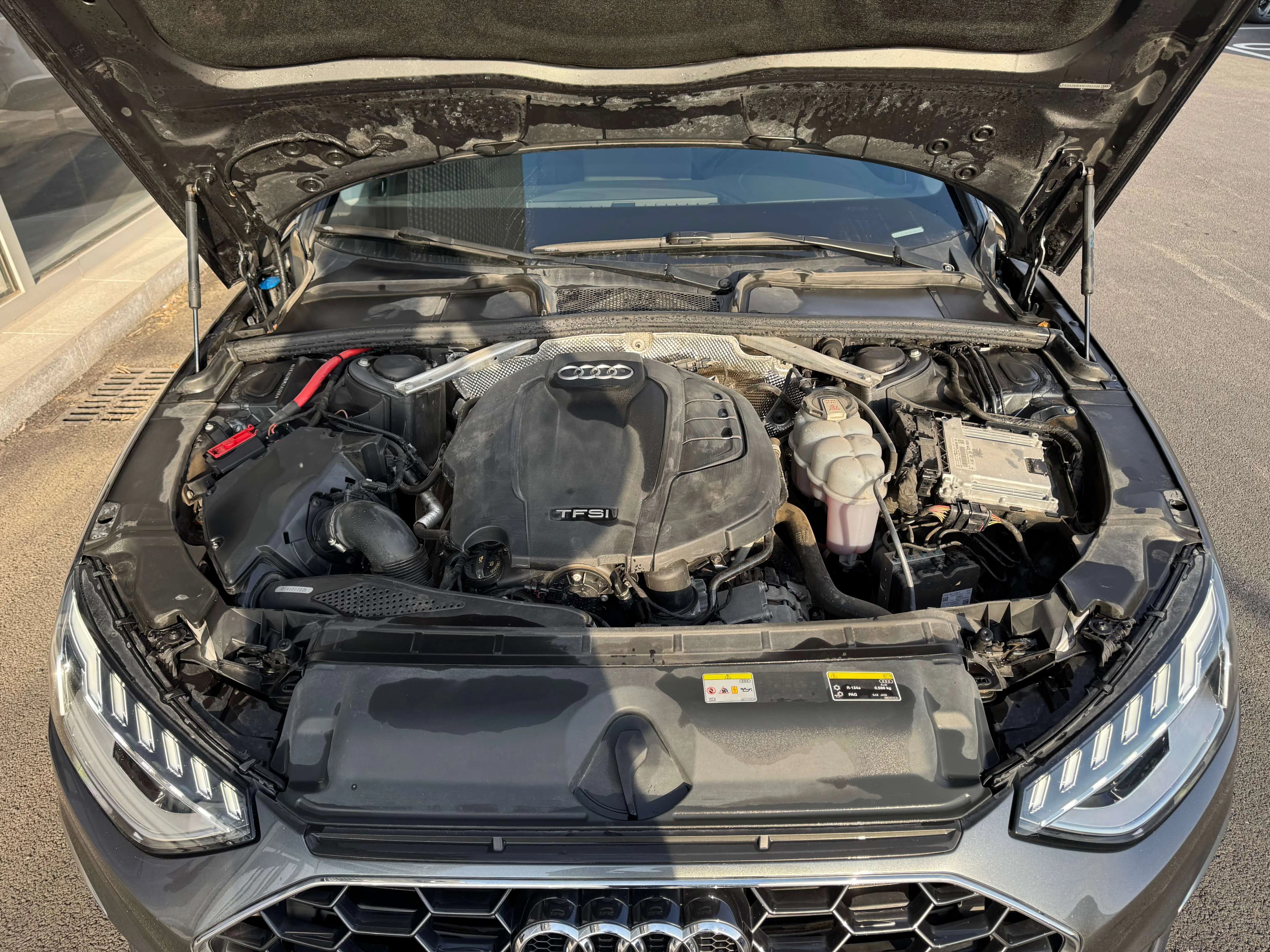 Audi A4L 2021 г. 106849 км. — фото 7
