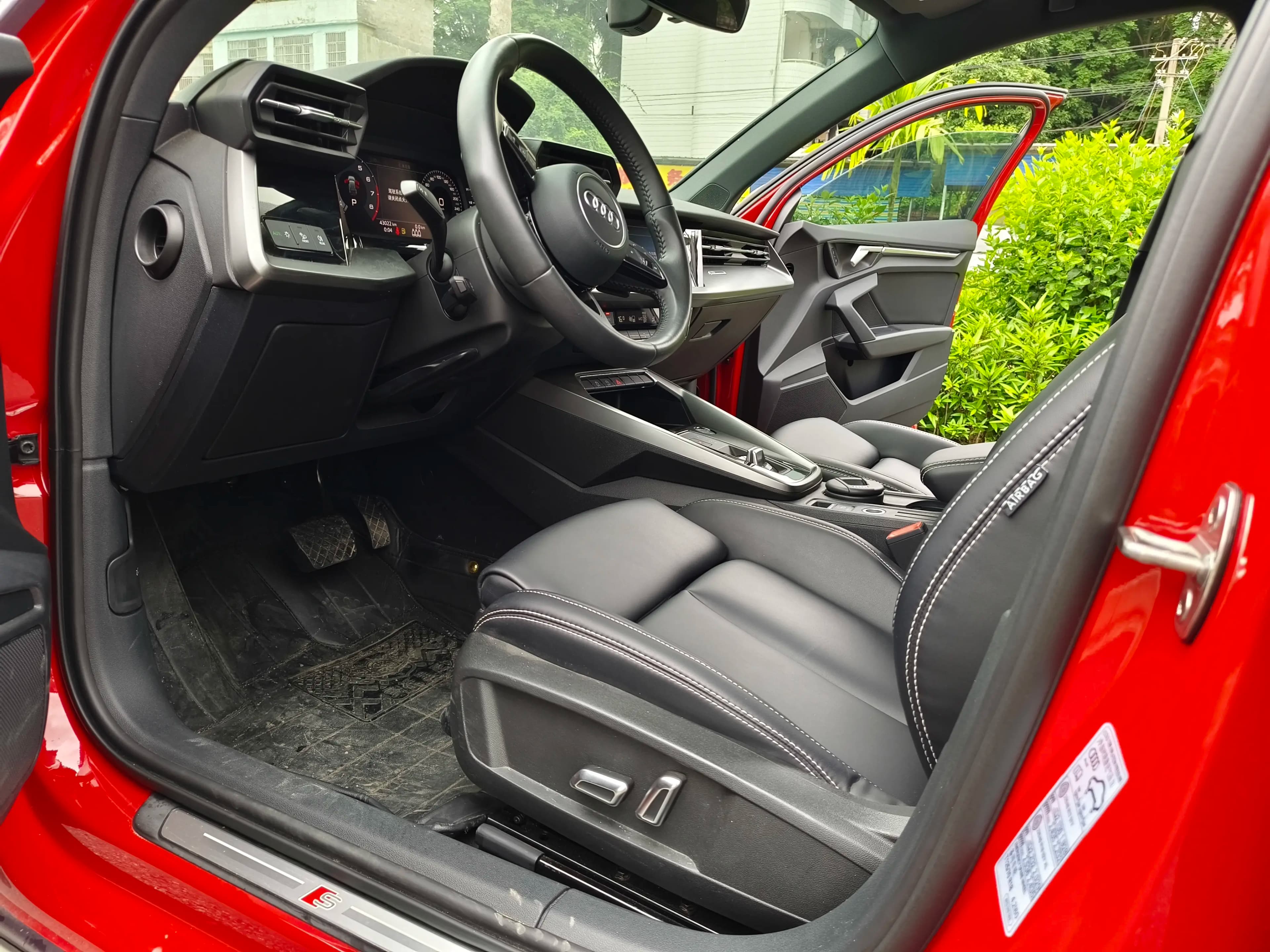 Audi A3 2021 г. 41120 км. — фото 11