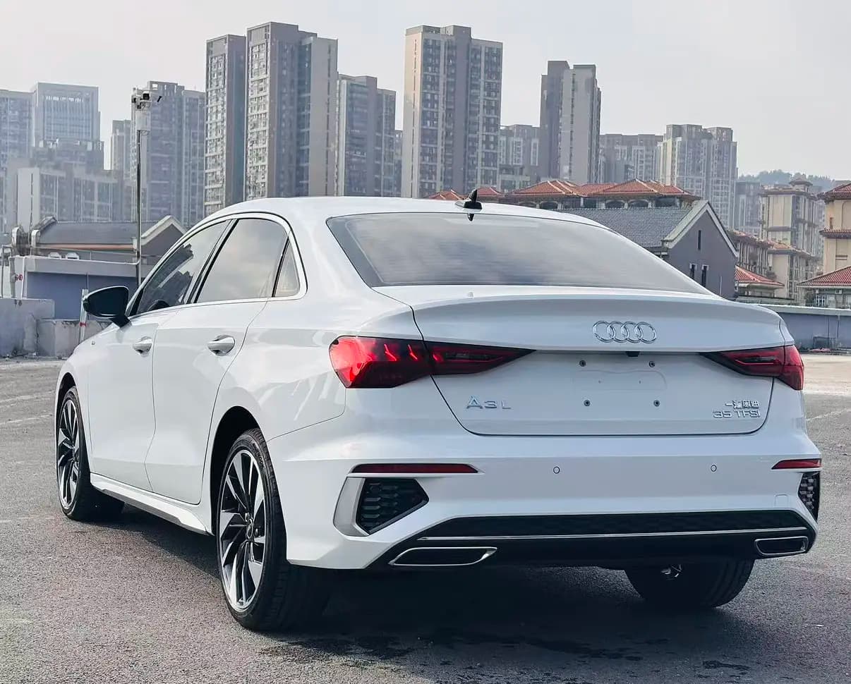 Audi A3 2023 г. 14121 км. — фото 3