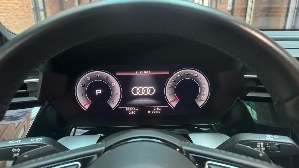 Audi A3 2022 г. 54030 км. — фото 10