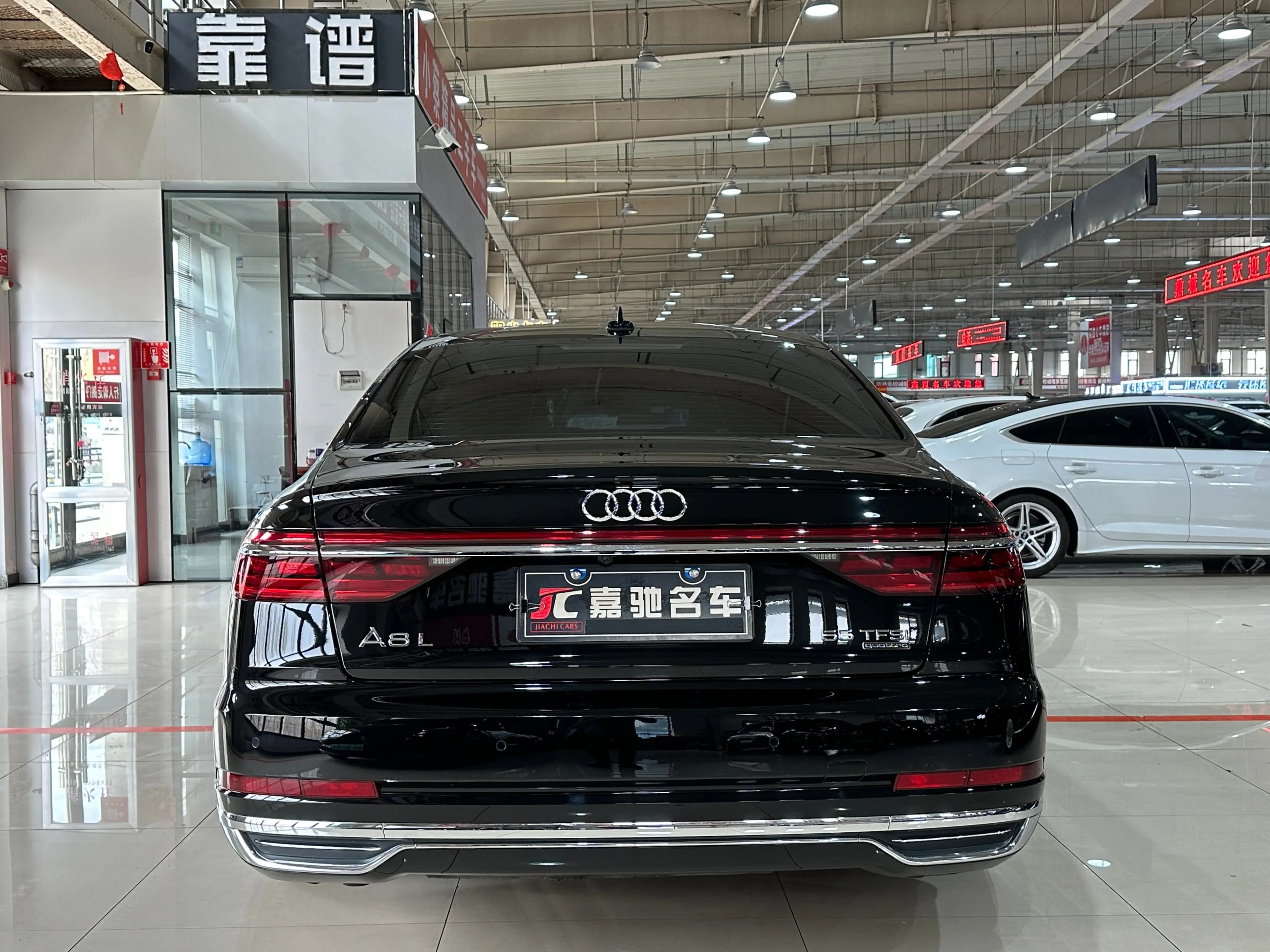 Audi A8 2021 г. 81053 км. — фото 6