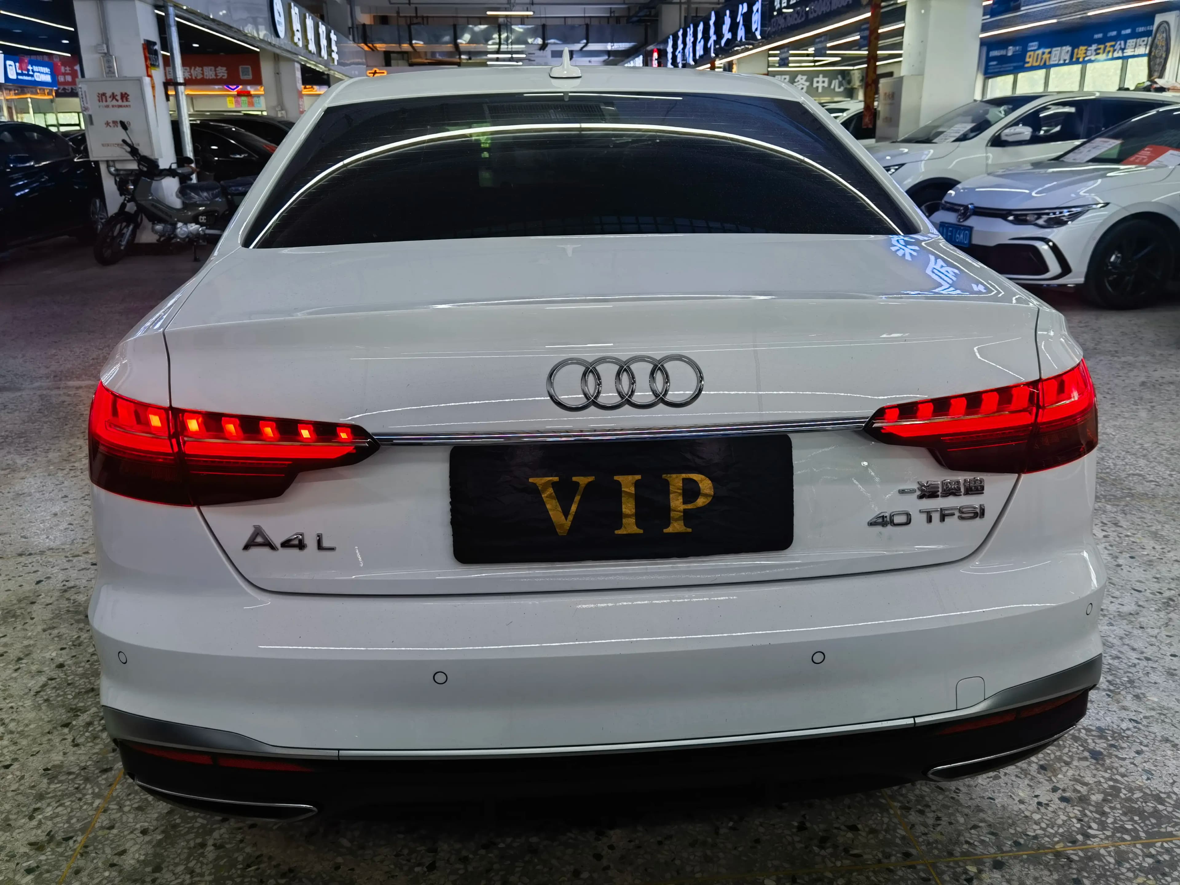 Audi A4L 2021 г. 42129 км. — фото 5