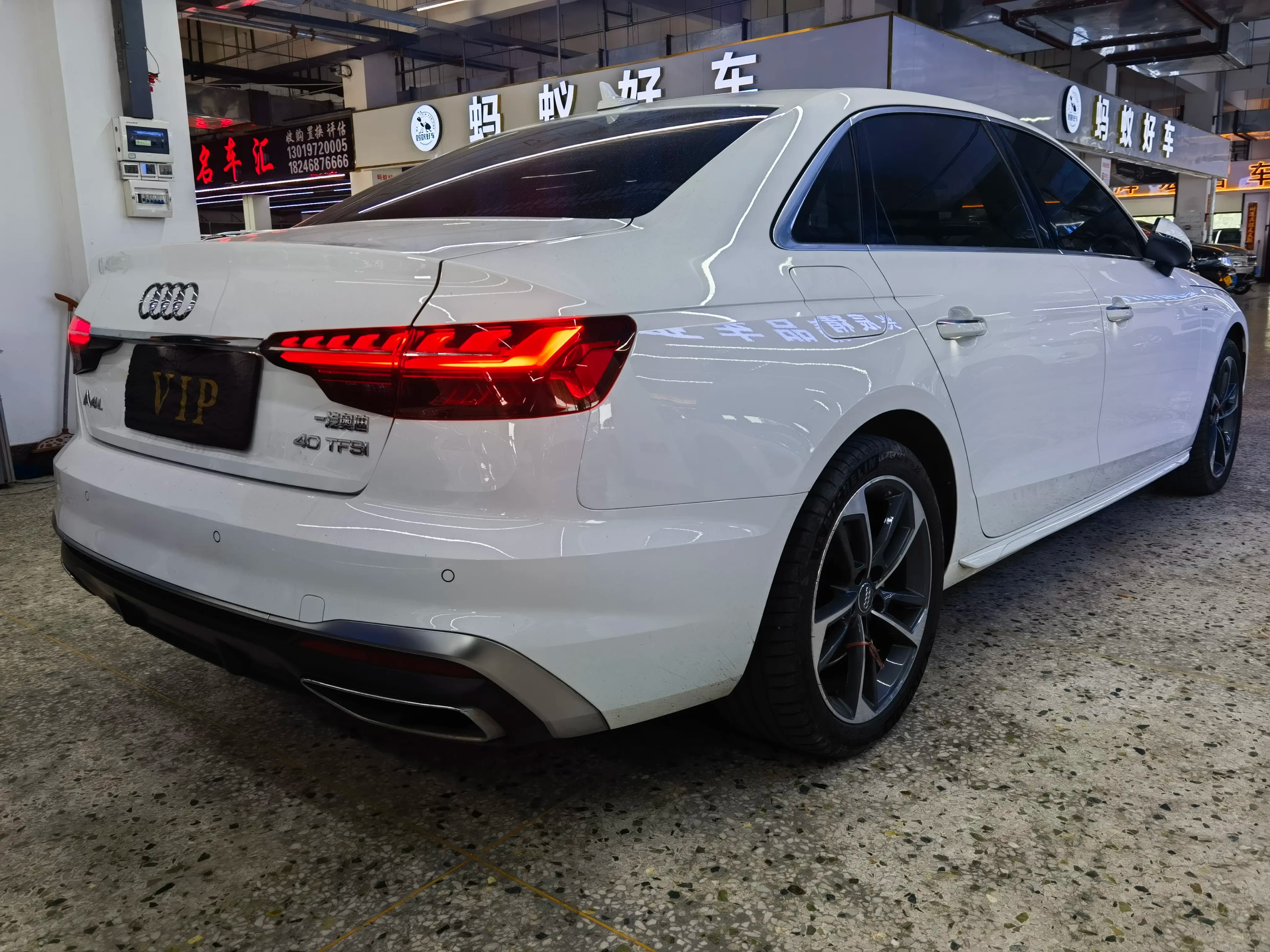 Audi A4L 2021 г. 42129 км. — фото 6