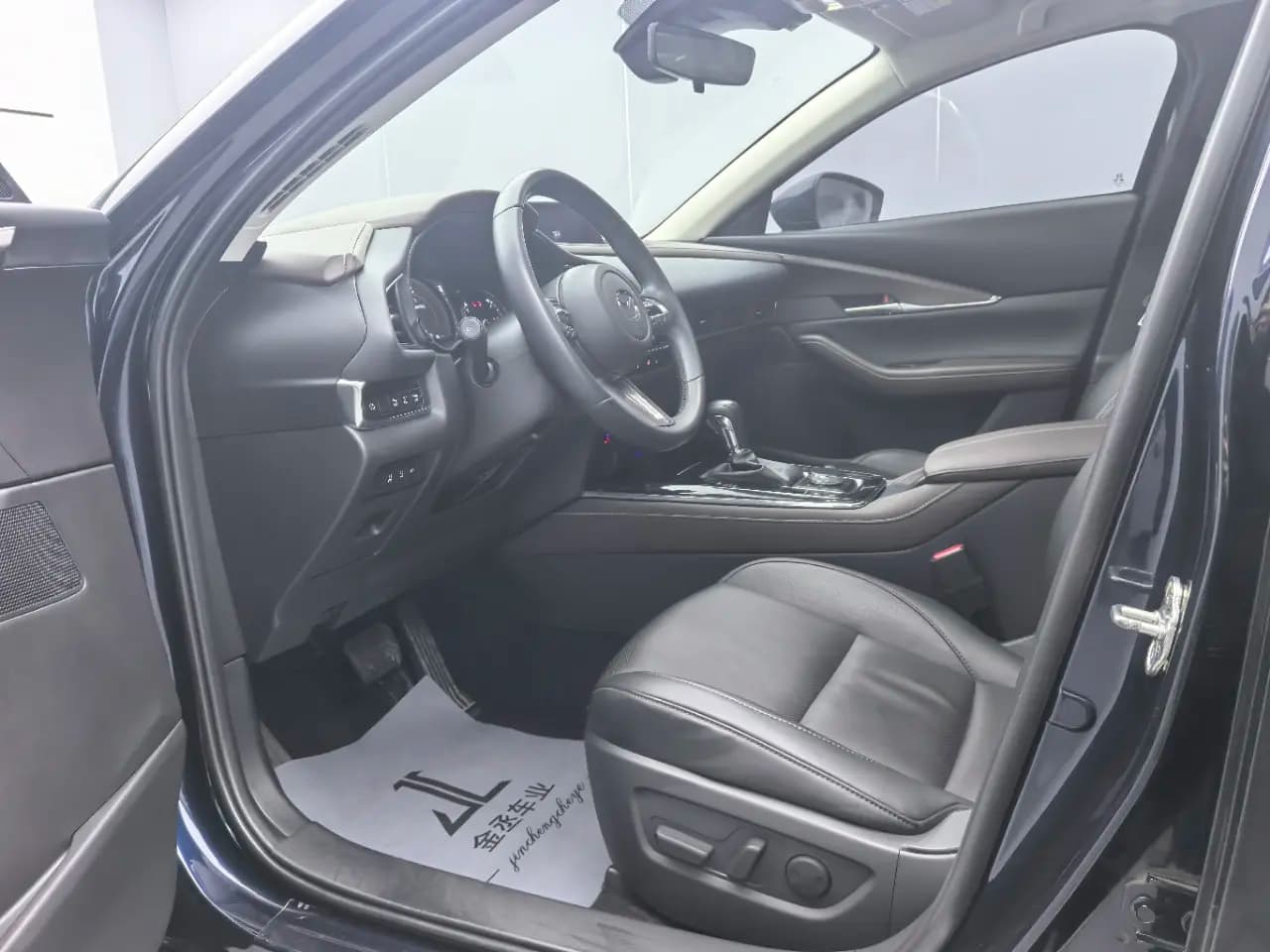 Mazda CX-30 2023 г. 36067 км. — фото 15