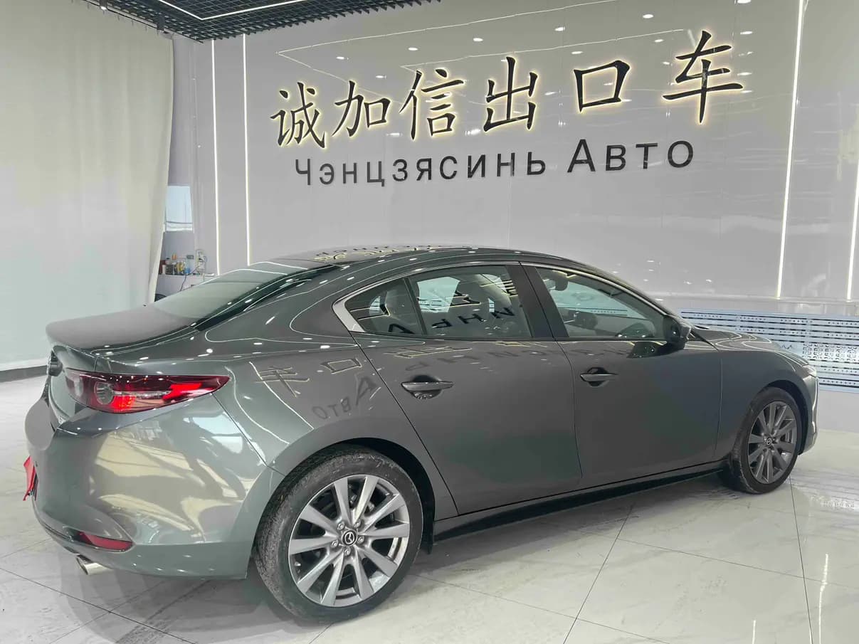 Mazda Axela 2023 г. 38000 км. — фото 5