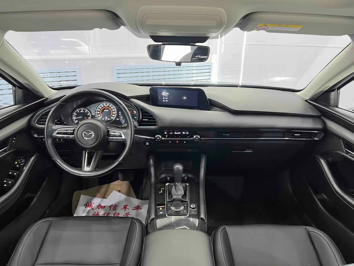 Mazda Axela 2023 г. 38000 км. — фото 8