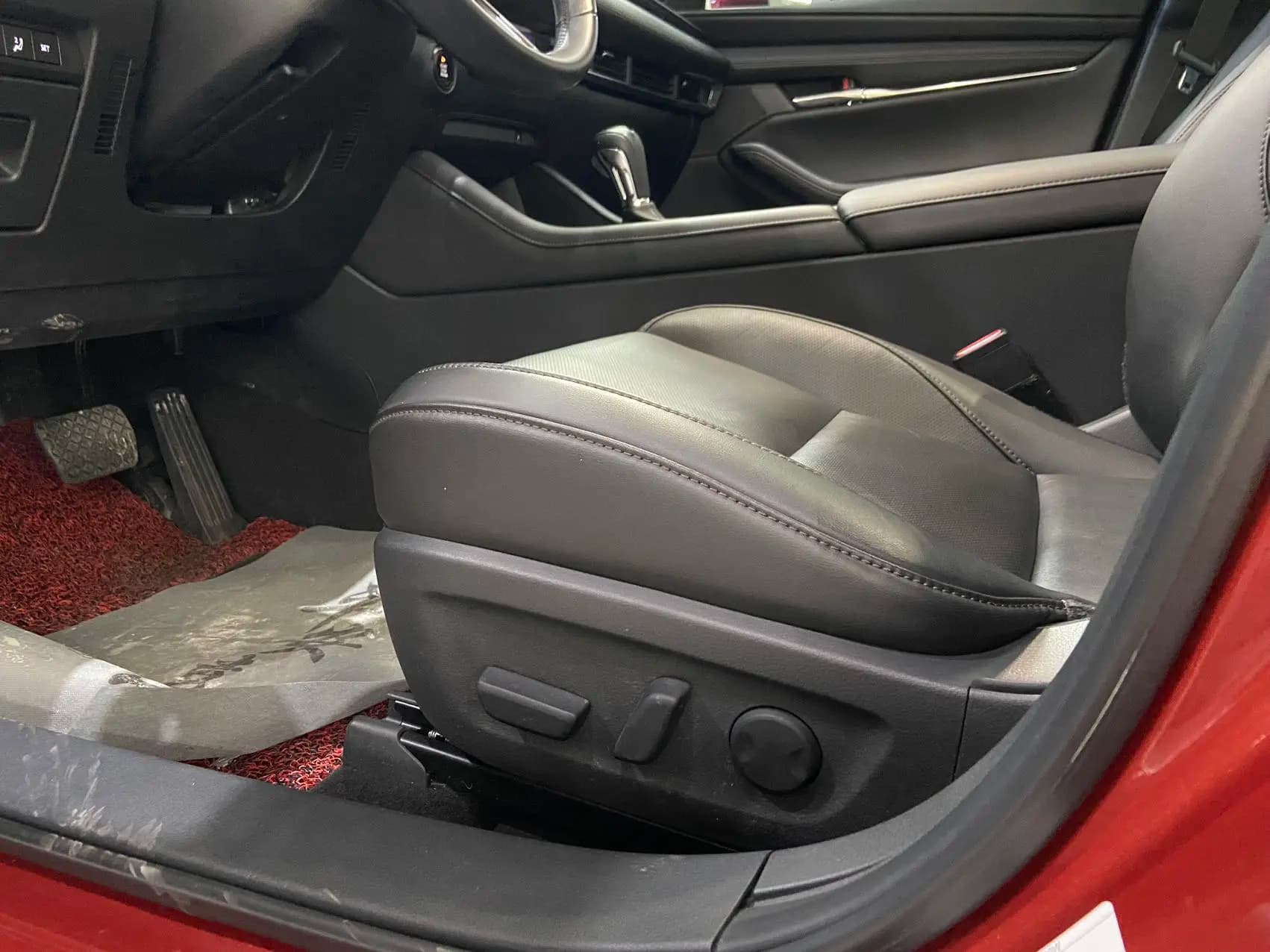 Mazda Axela 2023 г. 32000 км. — фото 15