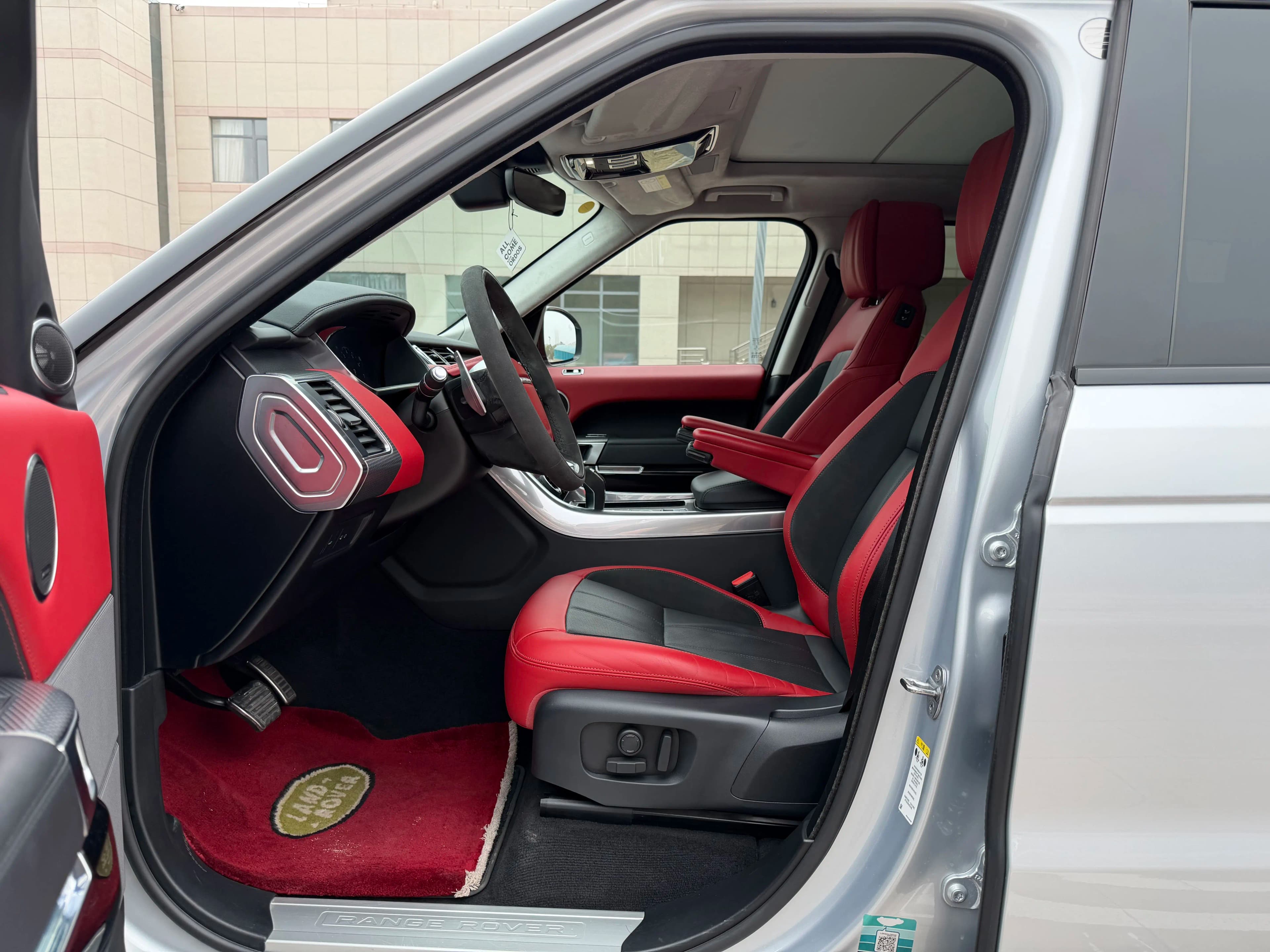 Land Rover Range Rover Sport 2021 г. 76000 км. — фото 7