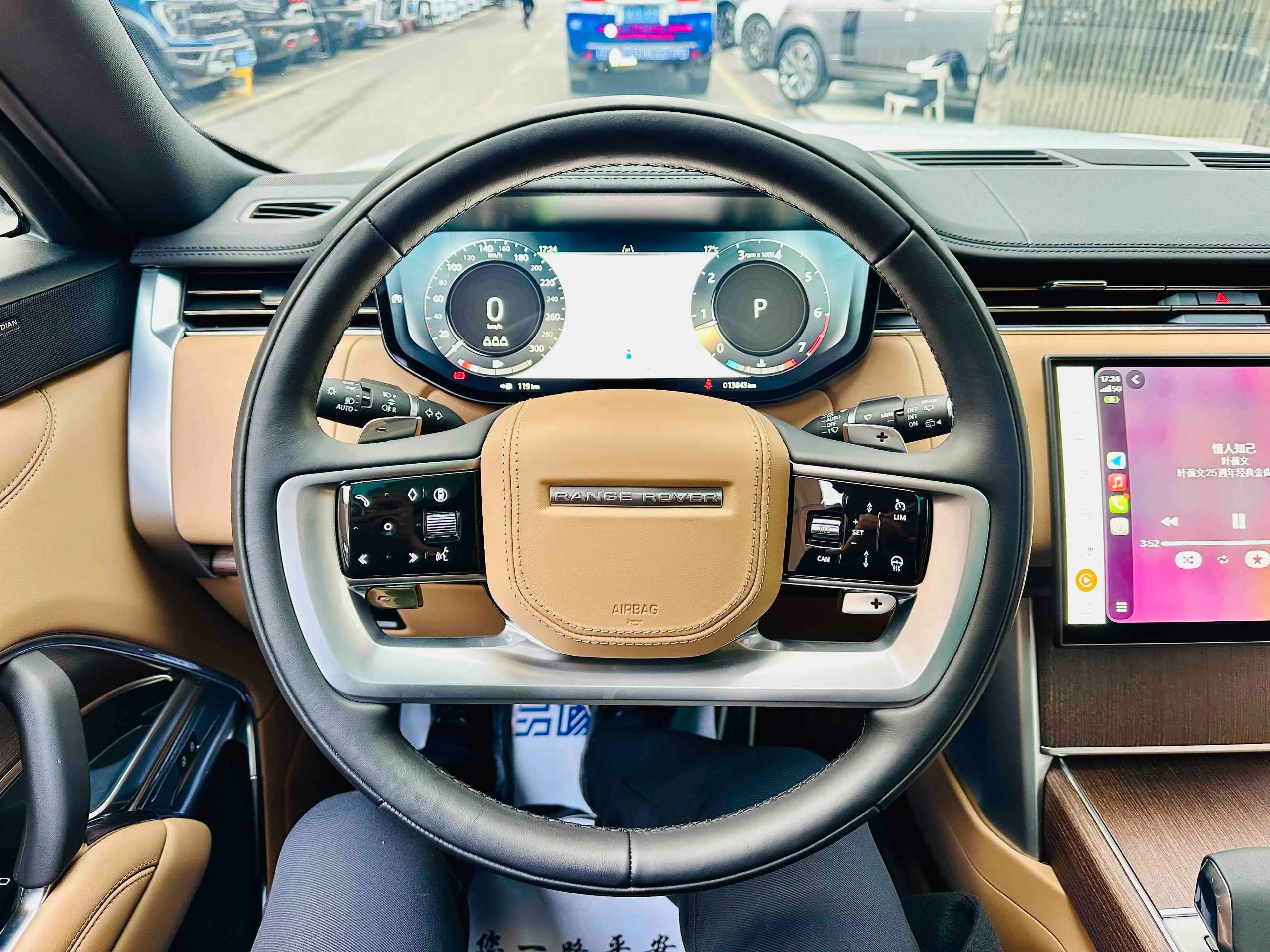 Land Rover Range rover 2024 г. 13004 км. — фото 8