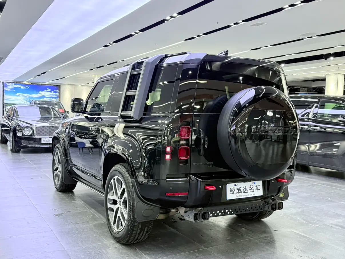 Land Rover Guard 2023 г. 79140 км. — фото 4