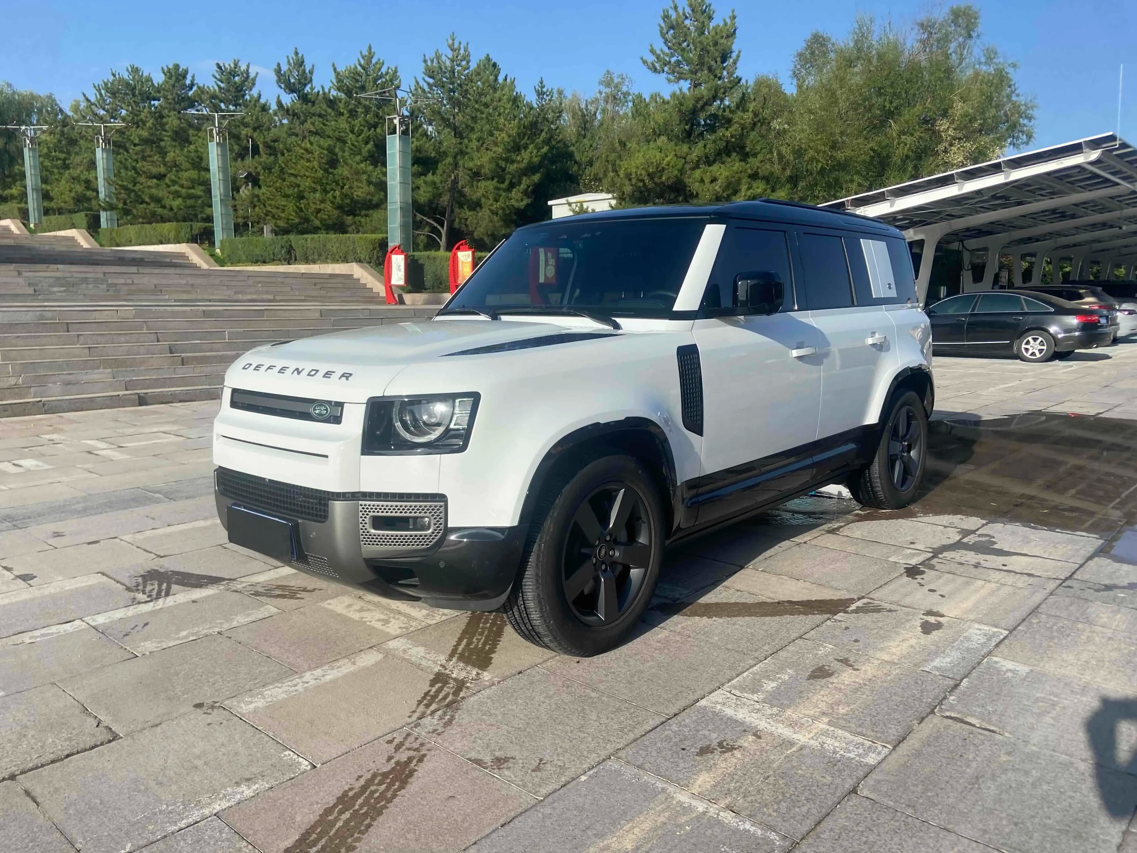 Land Rover Guard 2023 г. 47141 км. — фото 7