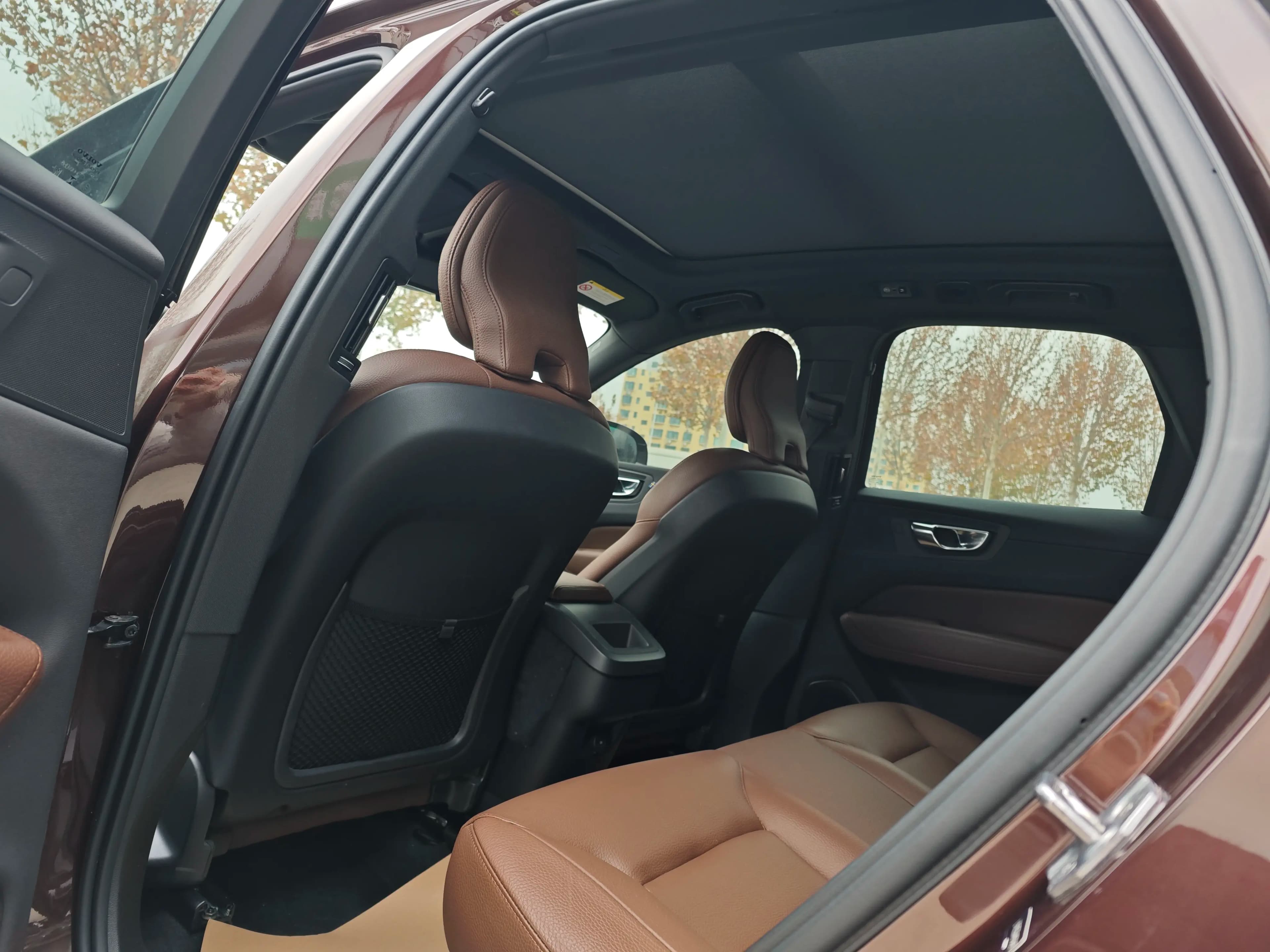 Volvo XC60 2021 г. 54000 км. — фото 16