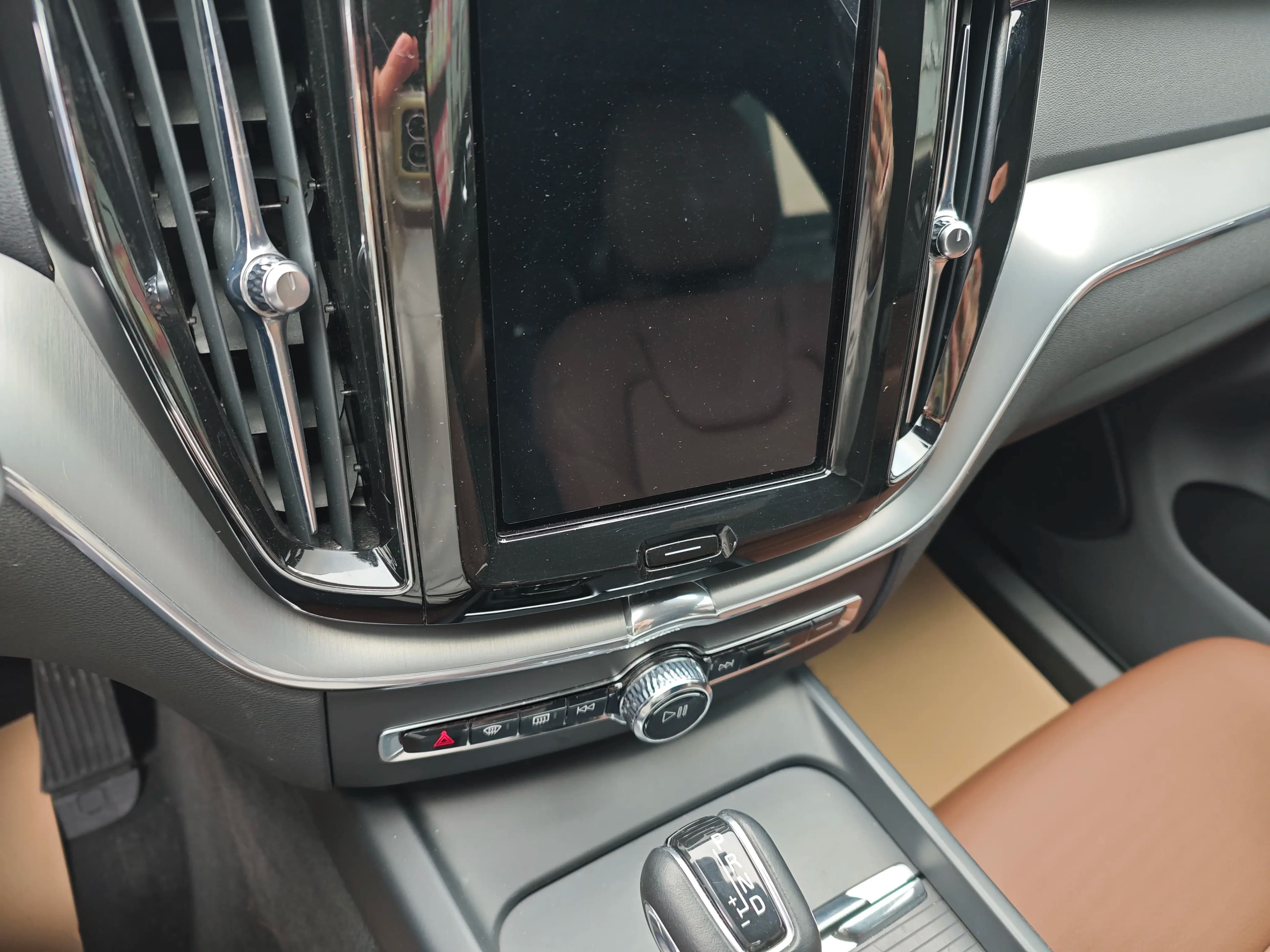 Volvo XC60 2021 г. 54000 км. — фото 7