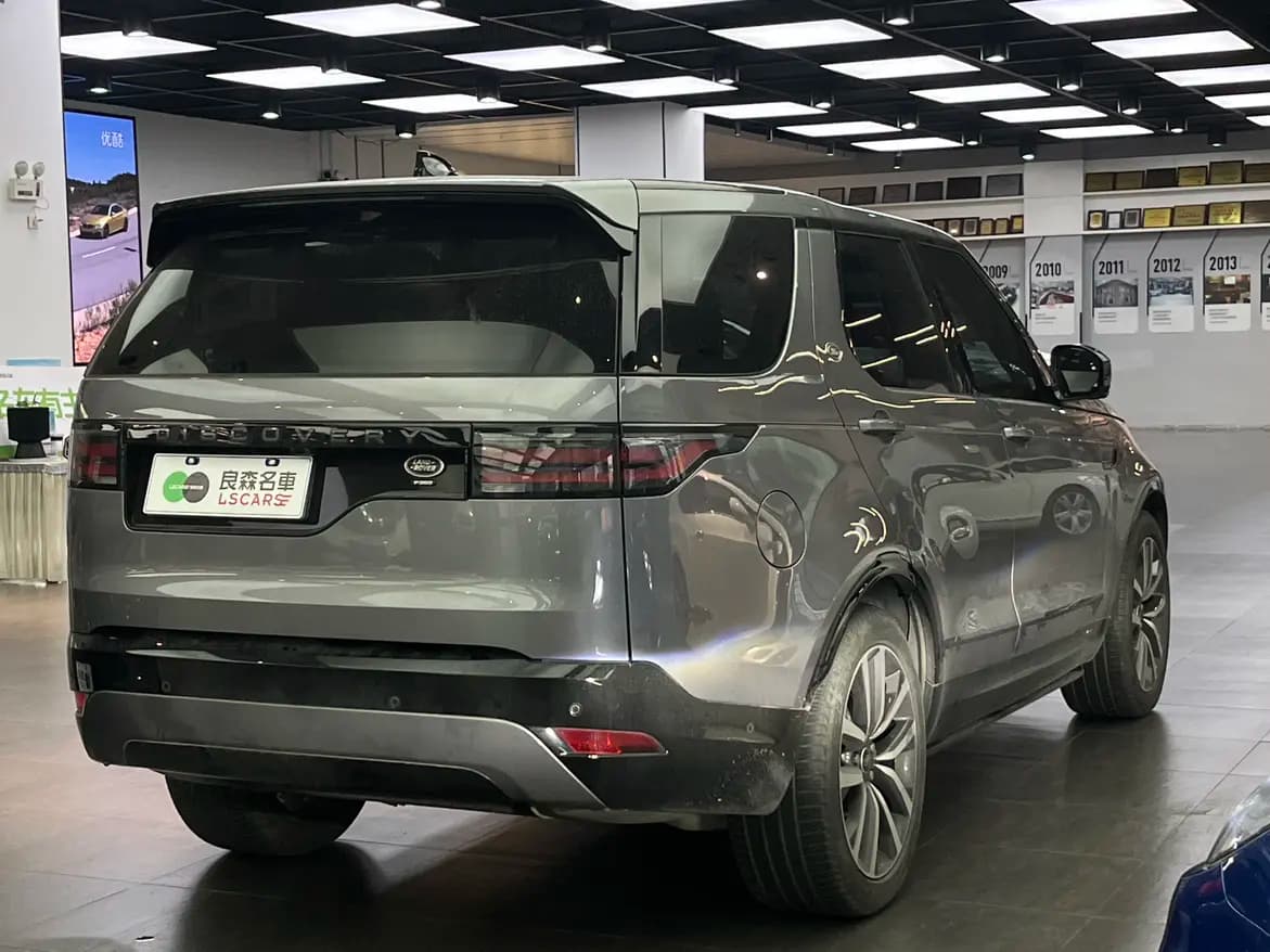 Land Rover Discovery 2022 г. 48006 км. — фото 3
