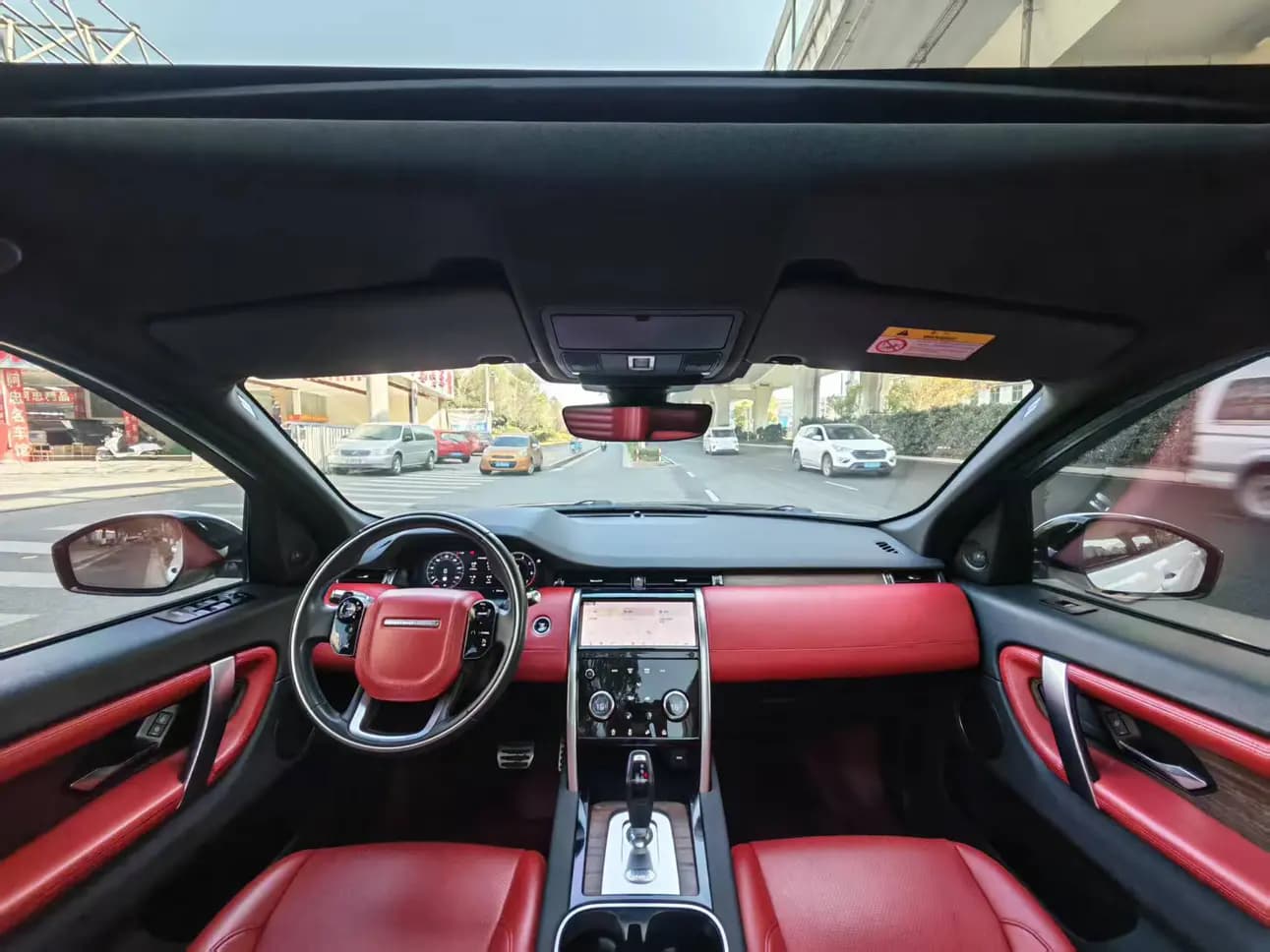 Land Rover Discover Sports 2021 г. 89007 км. — фото 4
